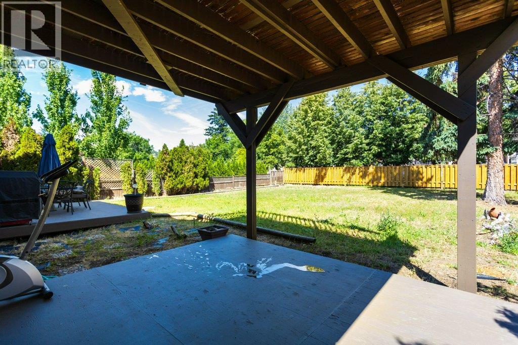 Picture for 4541 Gordon  Drive https://www.cirrealty.ca/reb/bc/7/10367277_58.jpg