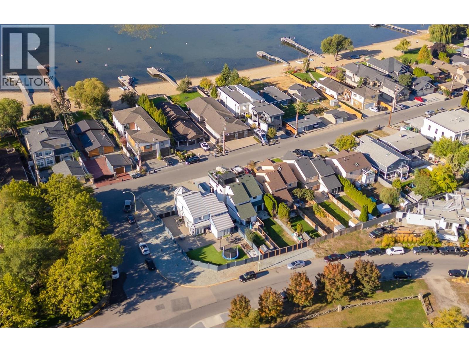 Picture for 985 Manhattan  Drive