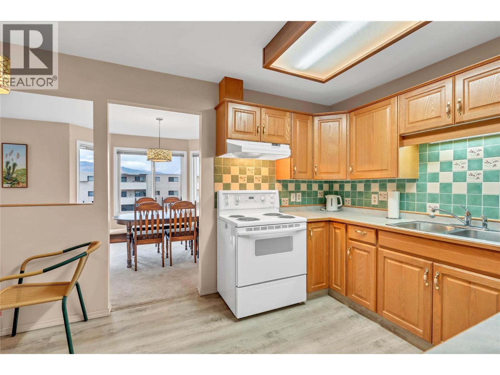 Picture for Unit #308, 965 King  Street