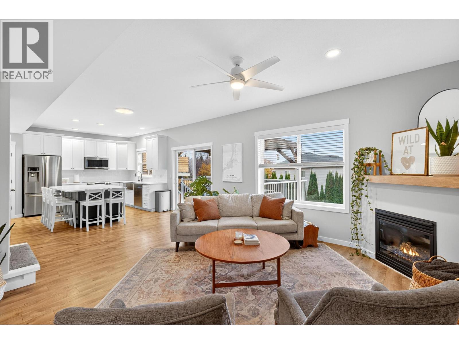 Picture for 1971 Rosealee  Lane