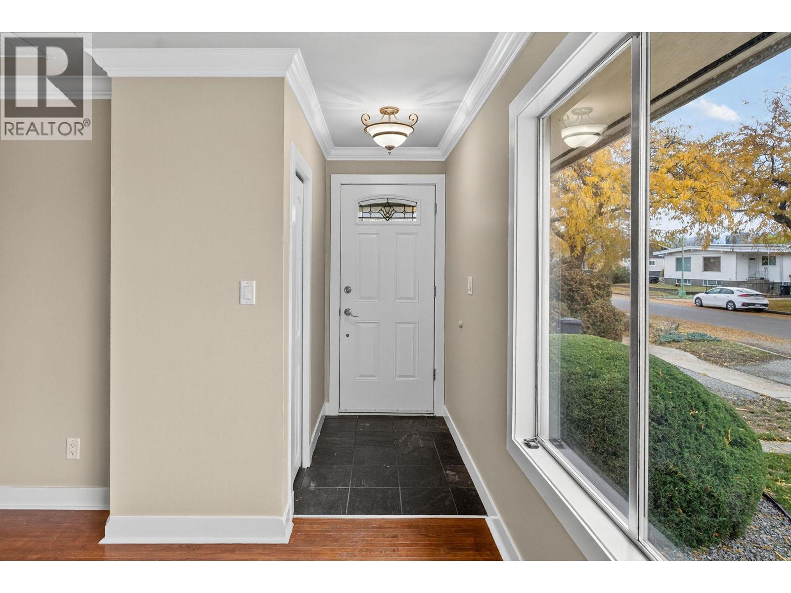 Picture for 1110 Stockwell  Avenue