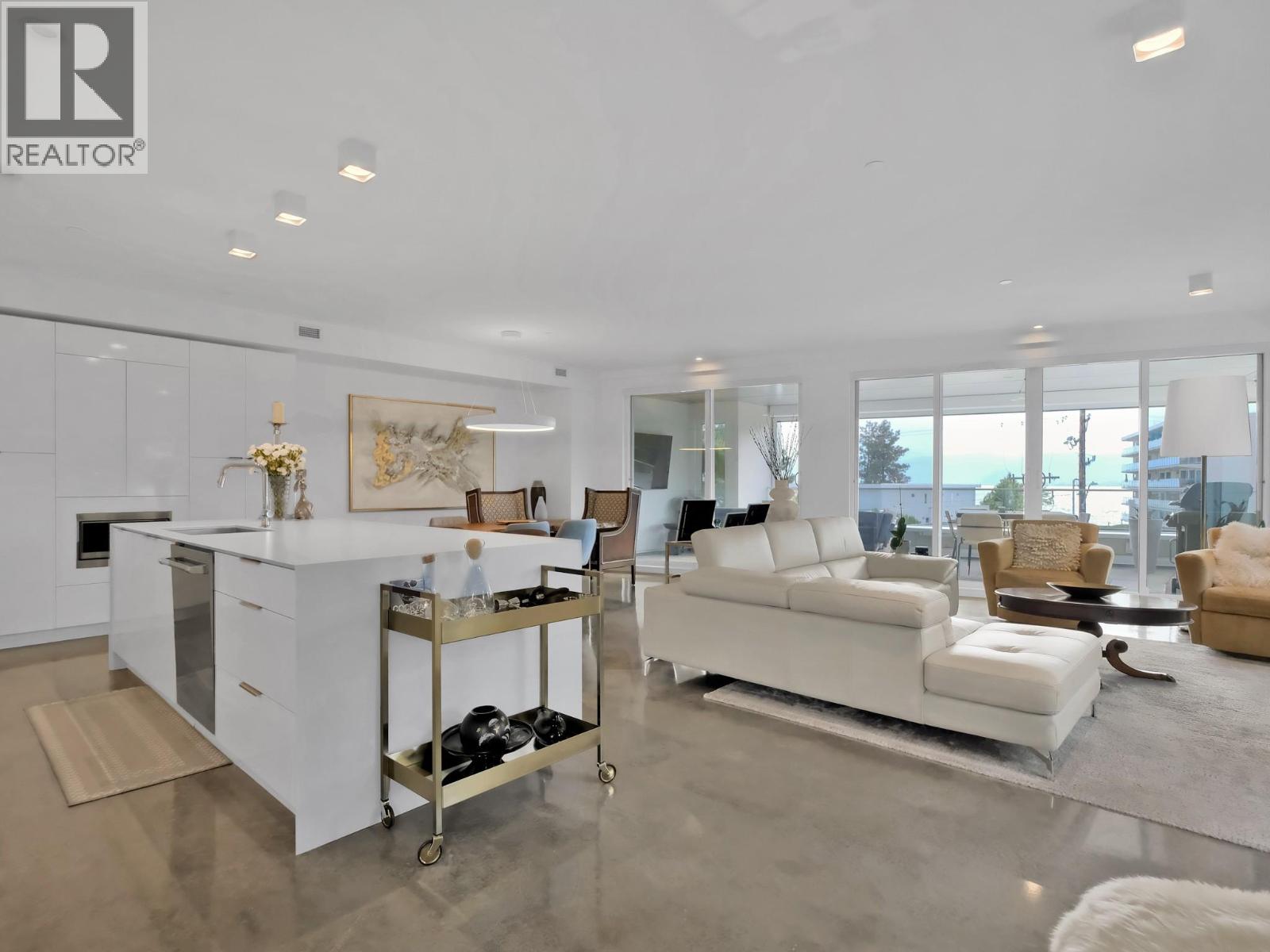 Picture for Unit #201, 4071 Lakeshore  Road