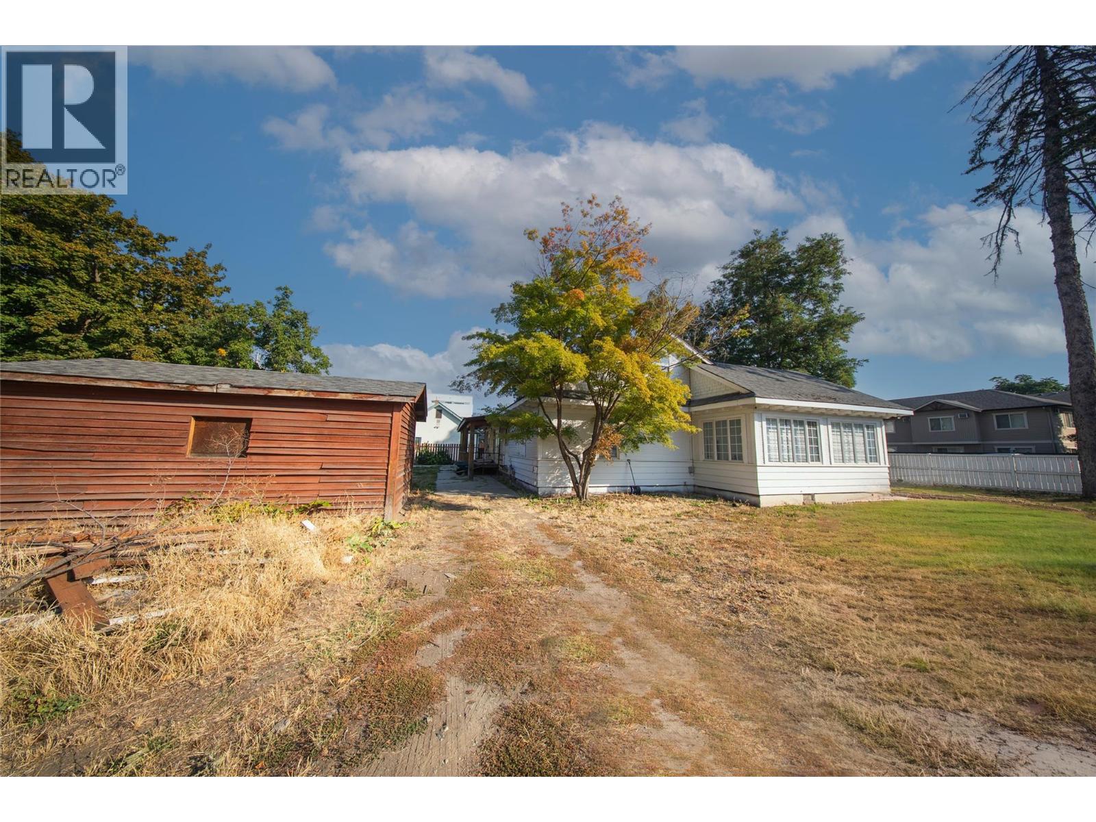 Picture for 2340 Pandosy  Street