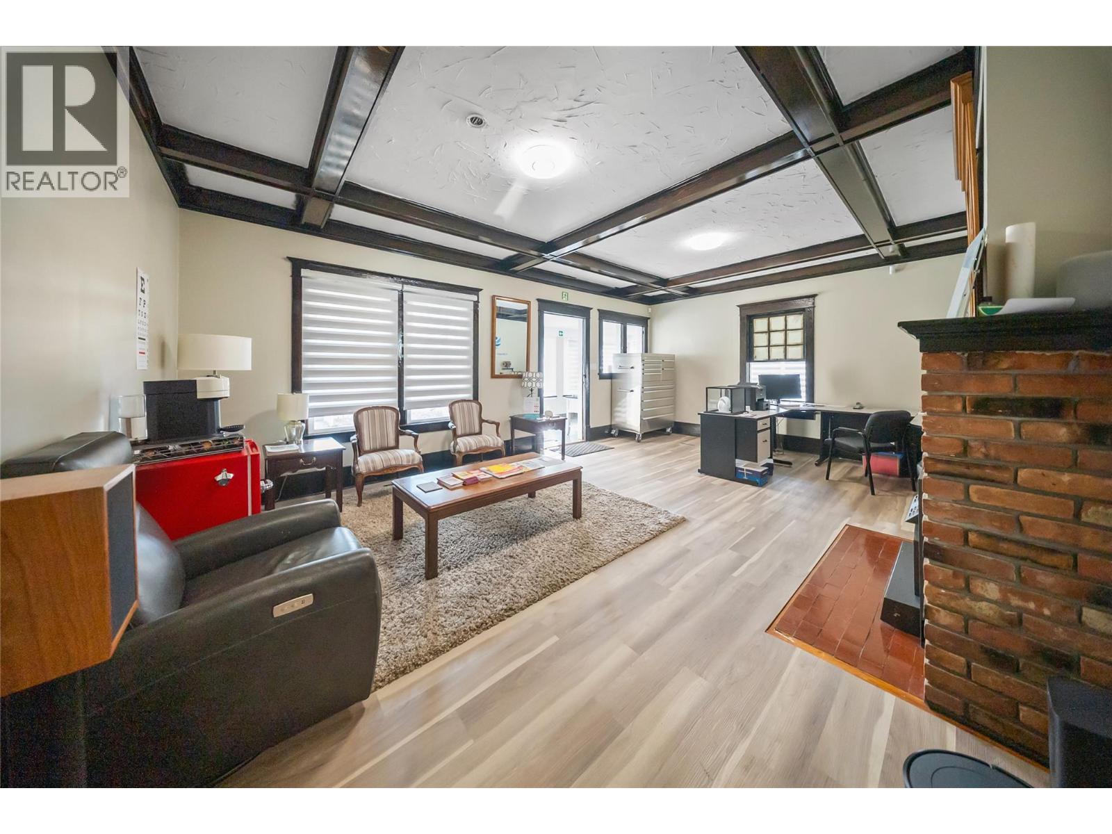 Picture for 2340 Pandosy  Street