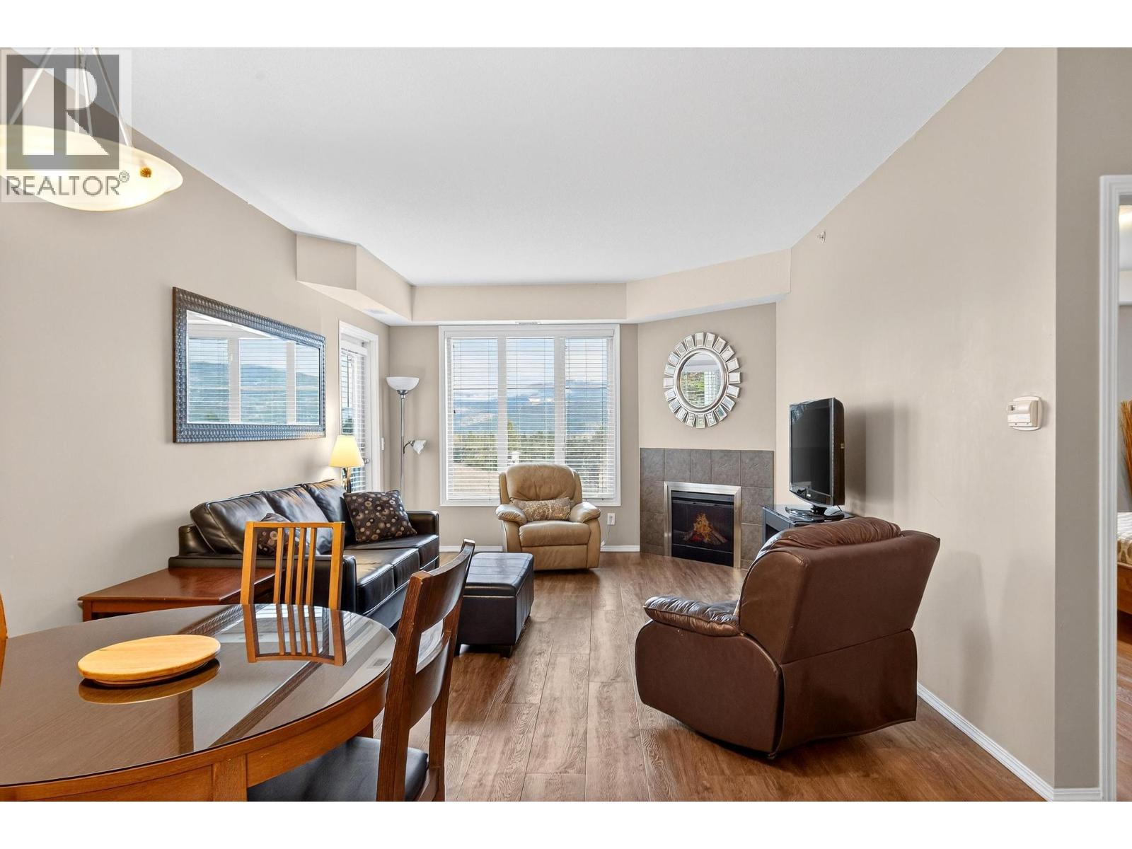 Picture for Unit #1402, 1875 Country Club  Drive