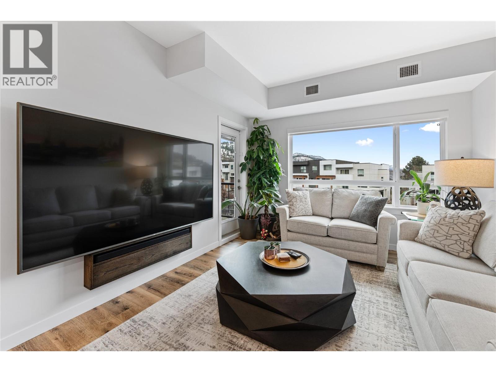 Picture for Unit #300, 722 Valley  Road