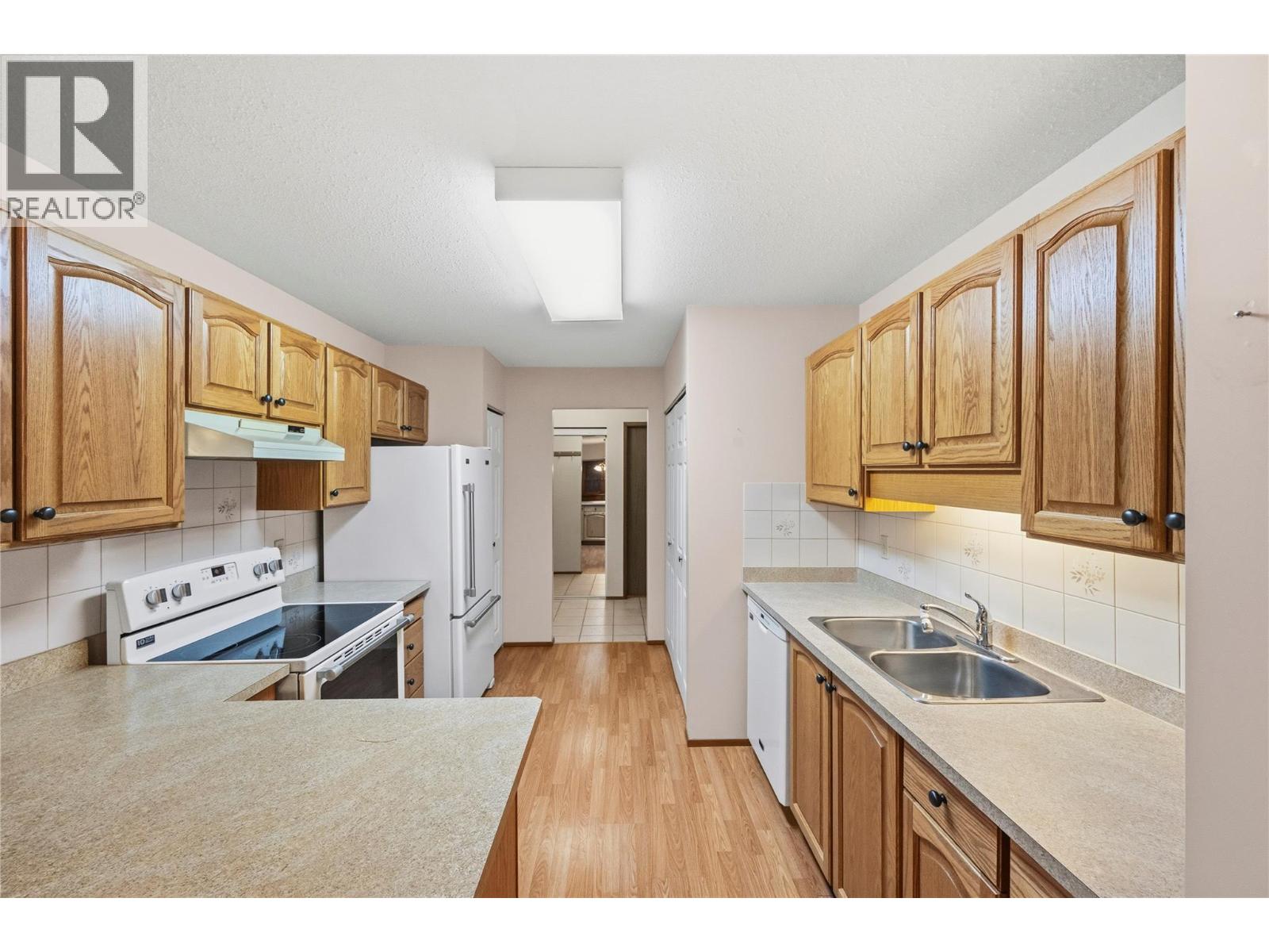 Picture for Unit #102, 262 Kinney  Avenue