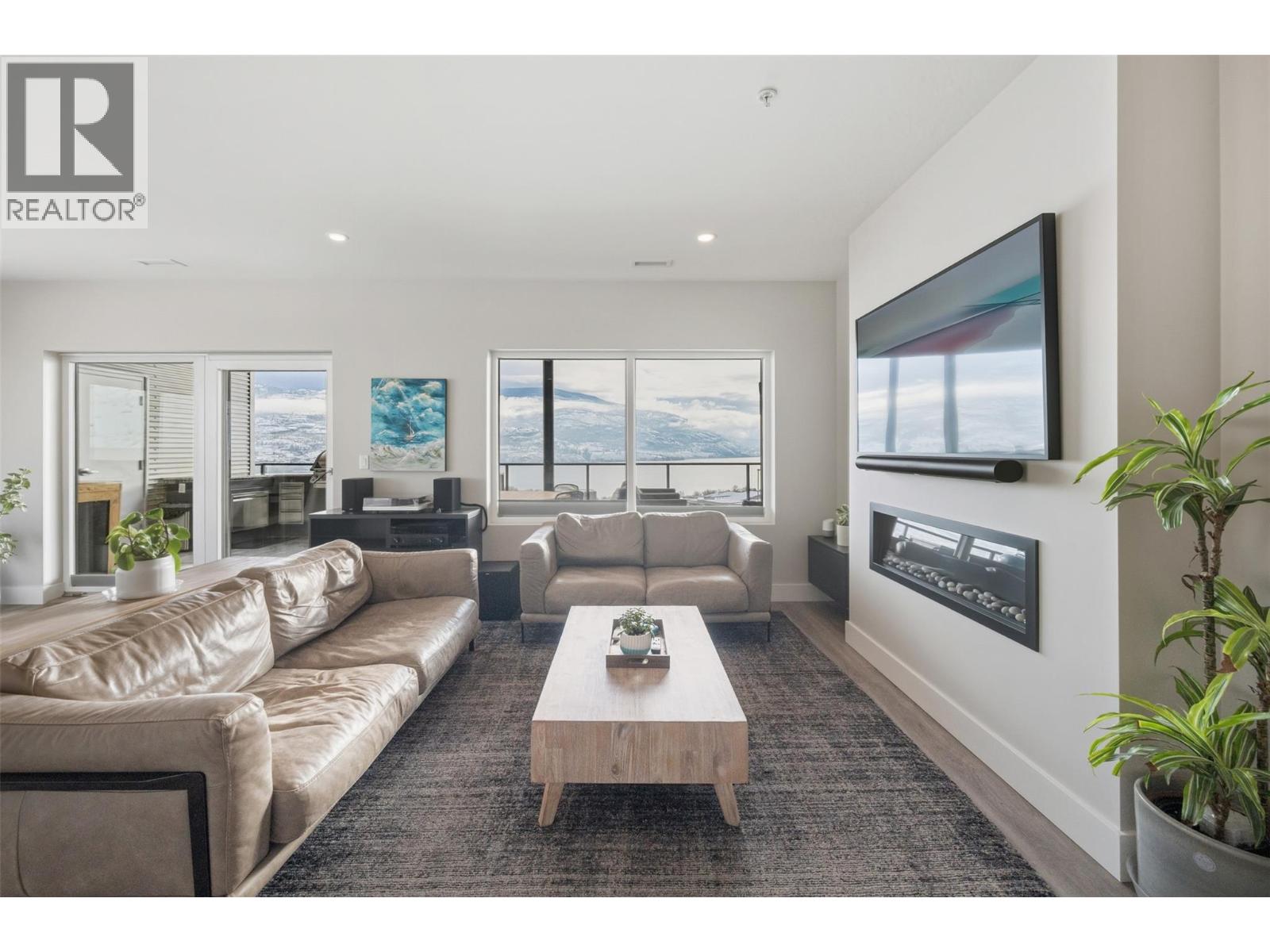 Picture for Unit #421, 400 VISTA  Park