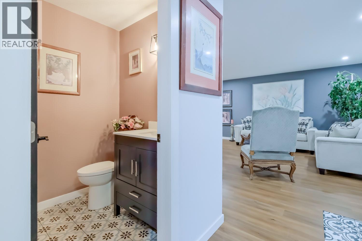 Picture for 2830 PARIS  Street