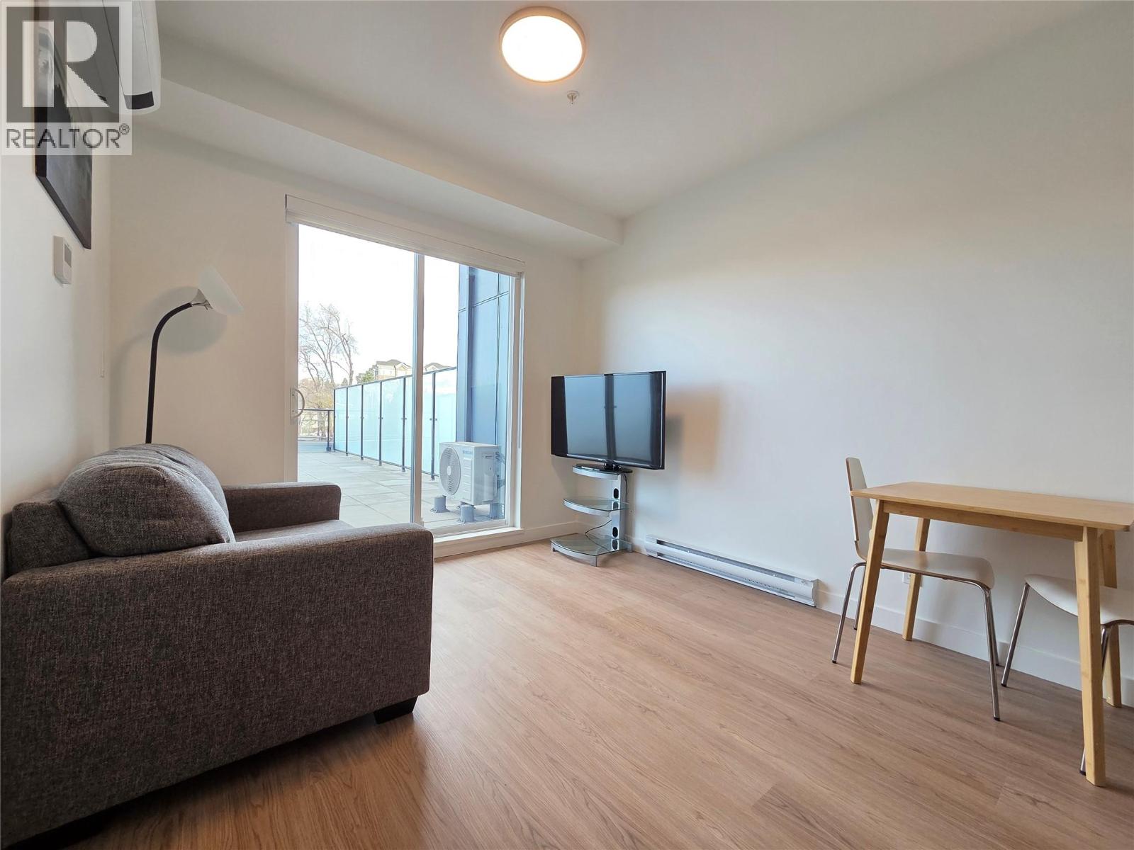 Picture for Unit #213, 1380 Pridham  Avenue