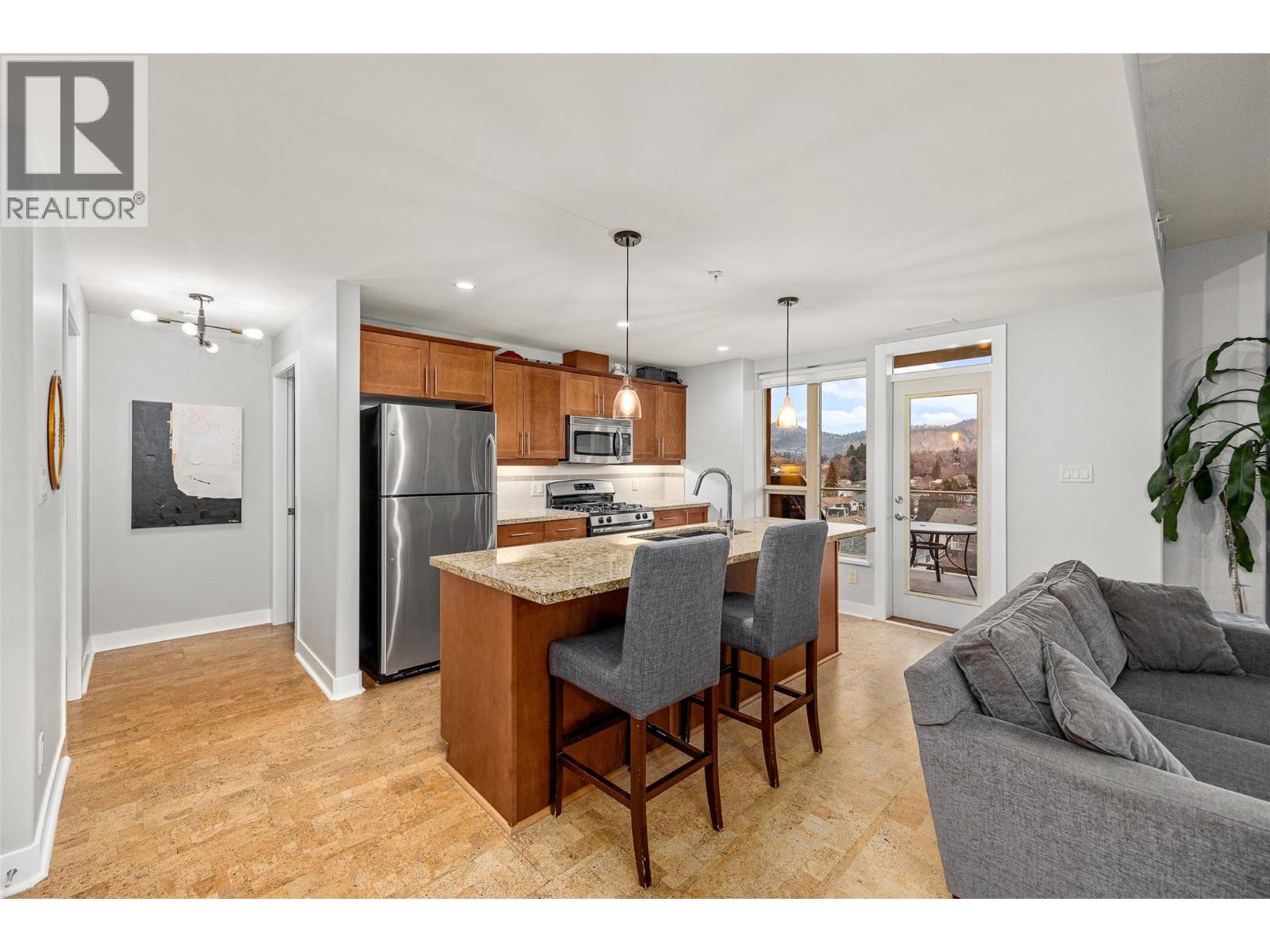 Picture for Unit #504, 1160 Bernard  Avenue