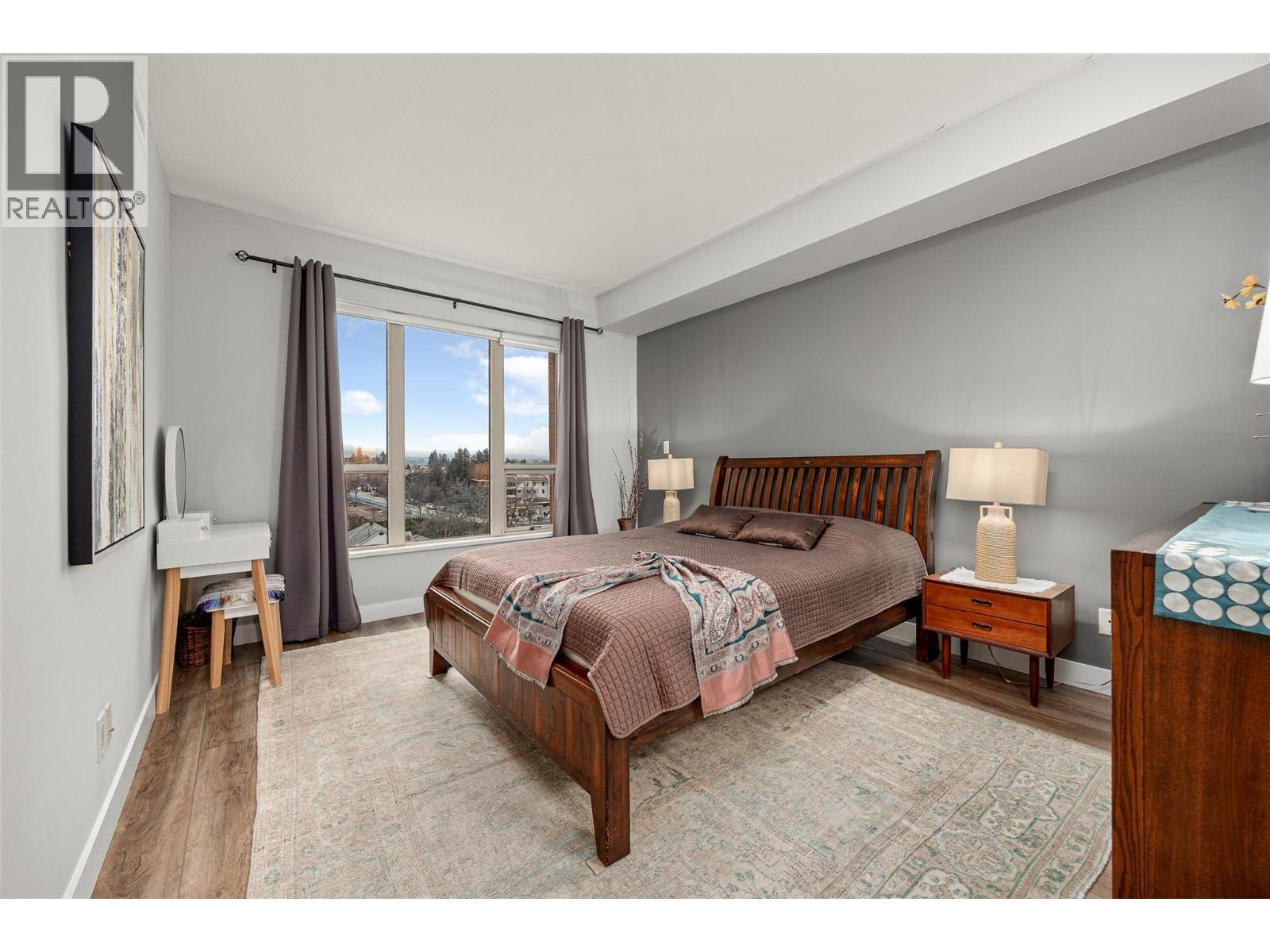 Picture for Unit #504, 1160 Bernard  Avenue