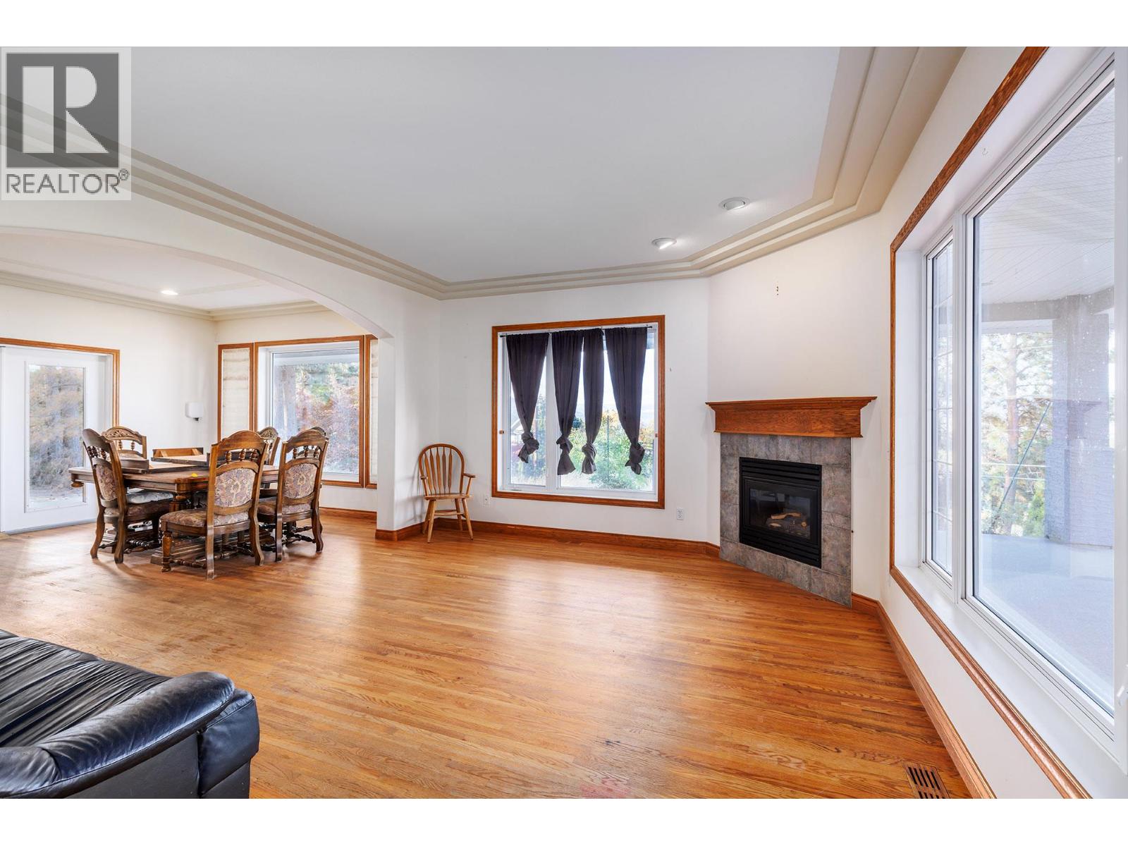 Picture for 4323 Bedford  Lane