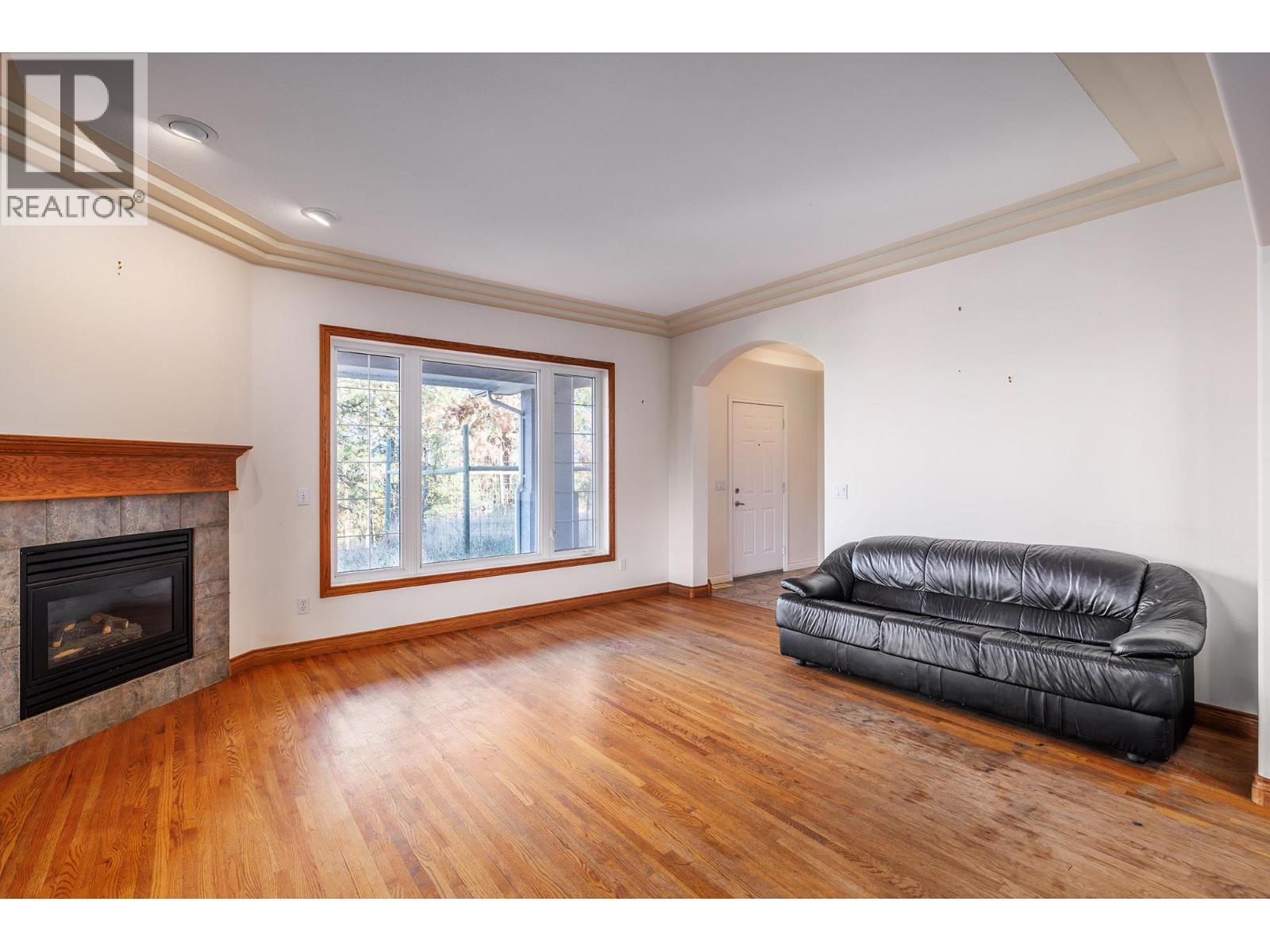 Picture for 4323 Bedford  Lane