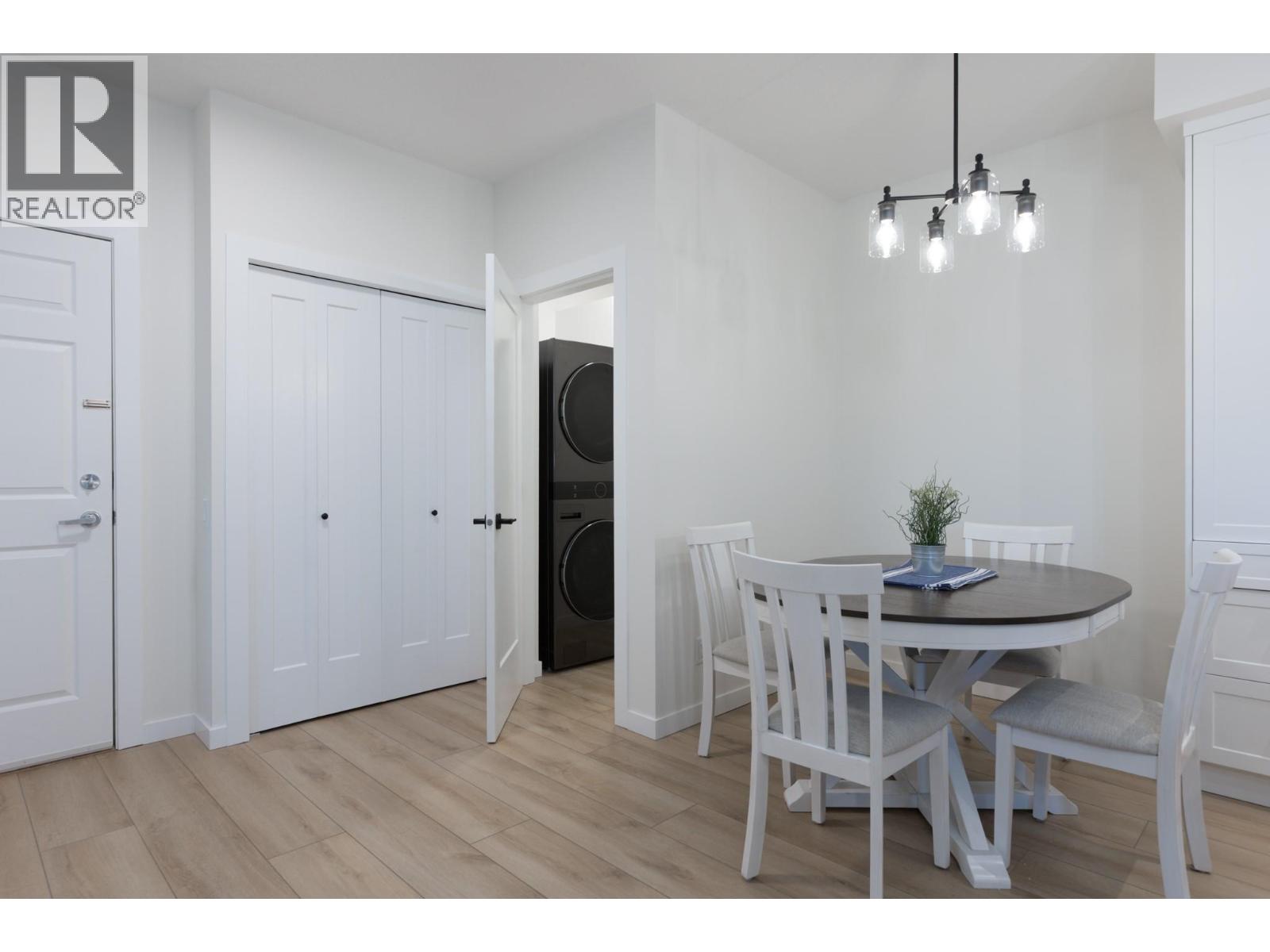 Picture for Unit #400, 680 Lequime  Road