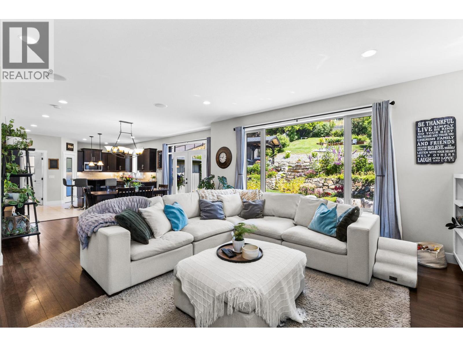 Picture for 1441 Black Mountain  Crescent