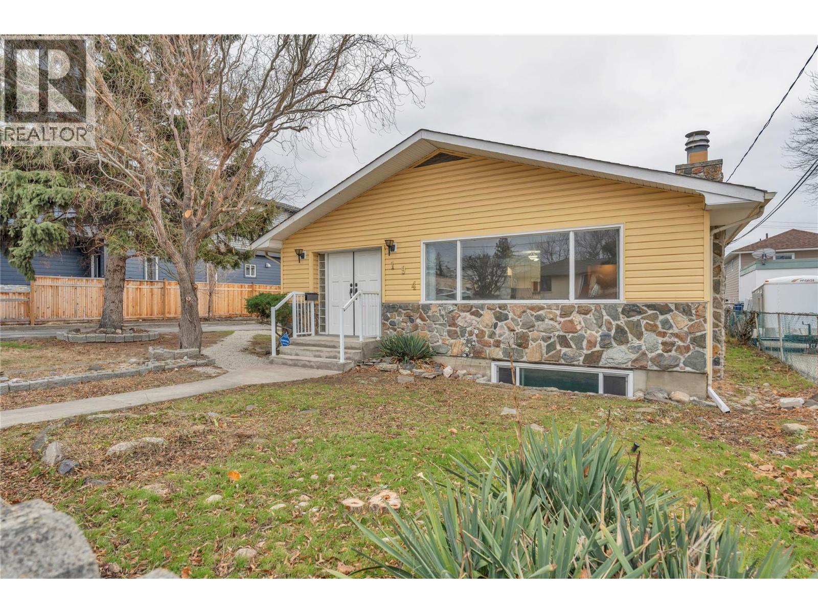 Picture for 194 Nelson  Avenue