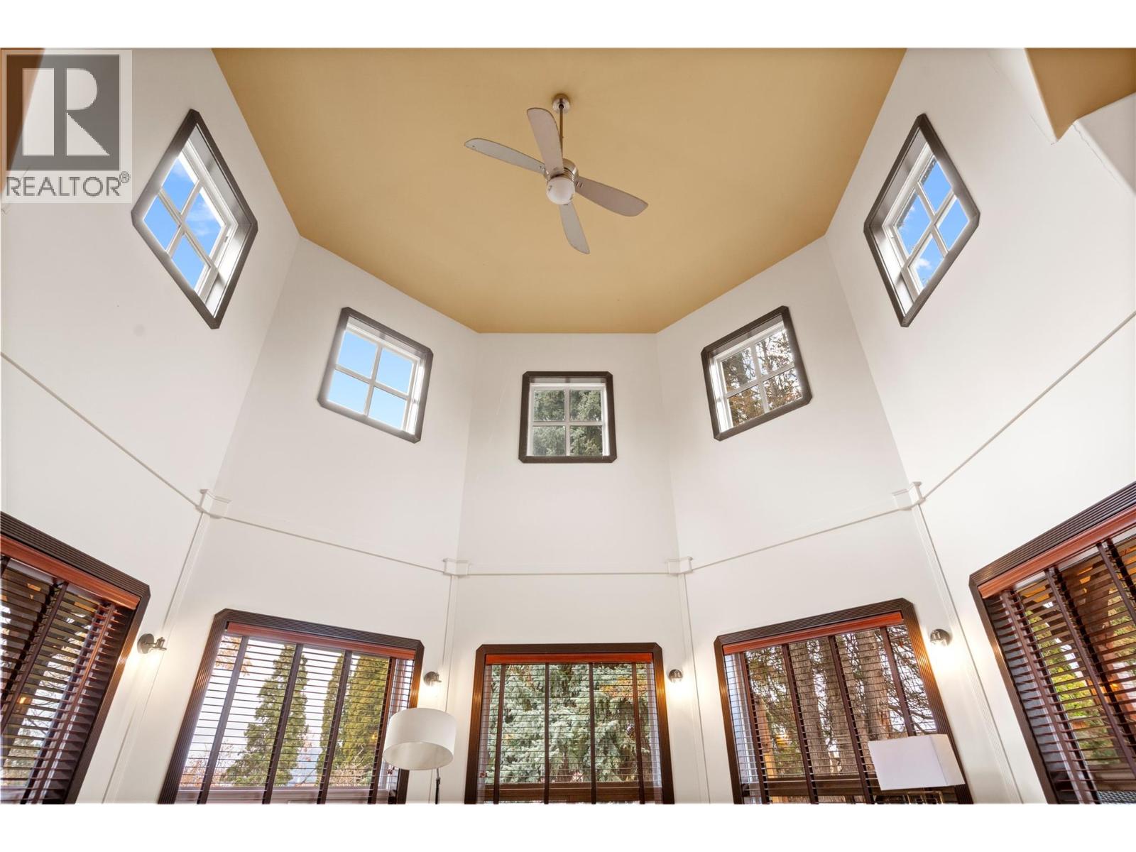 Picture for 335 MIDDLE BENCH  Road