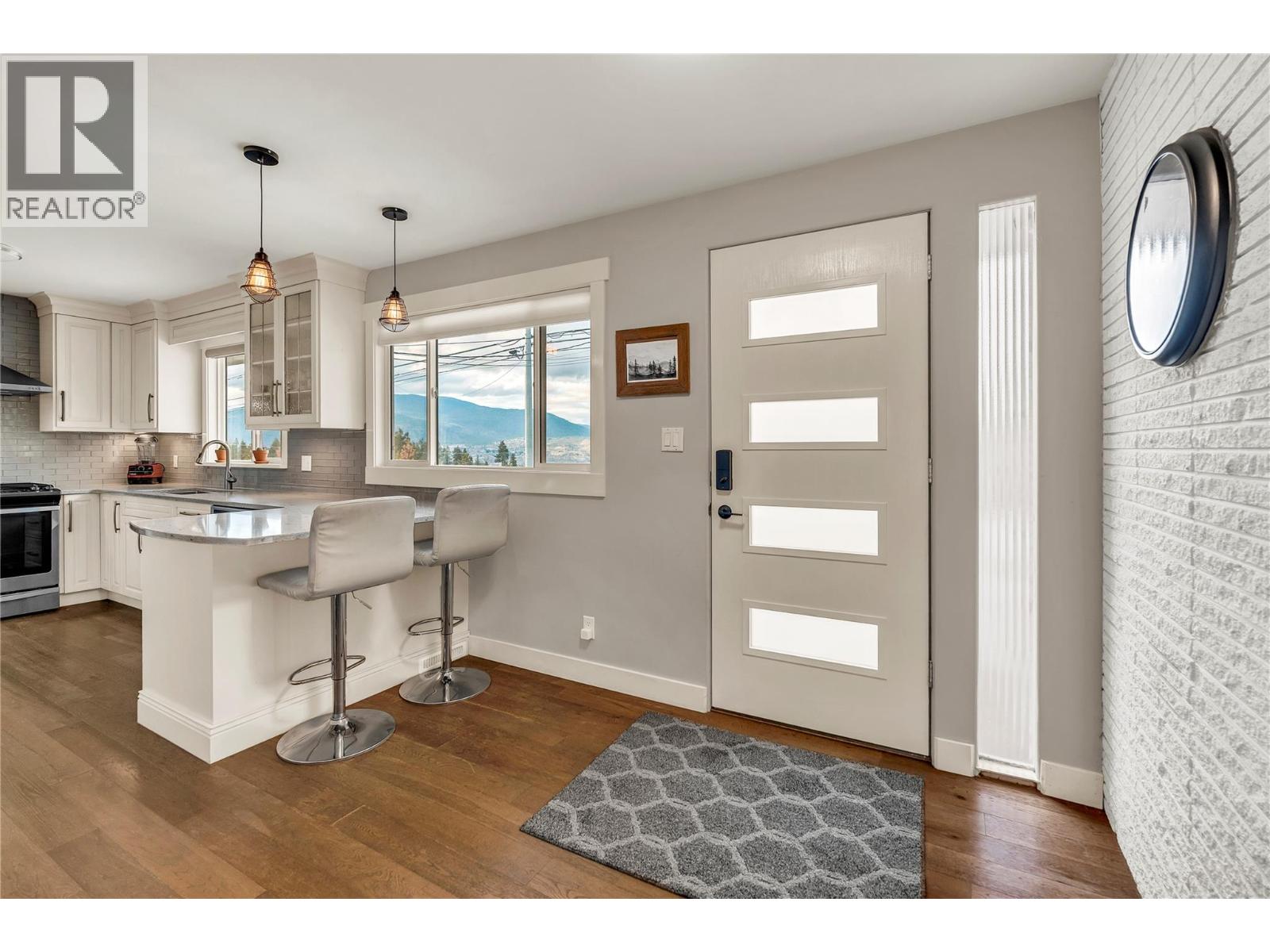 Picture for 1554 Ridgedale  Avenue