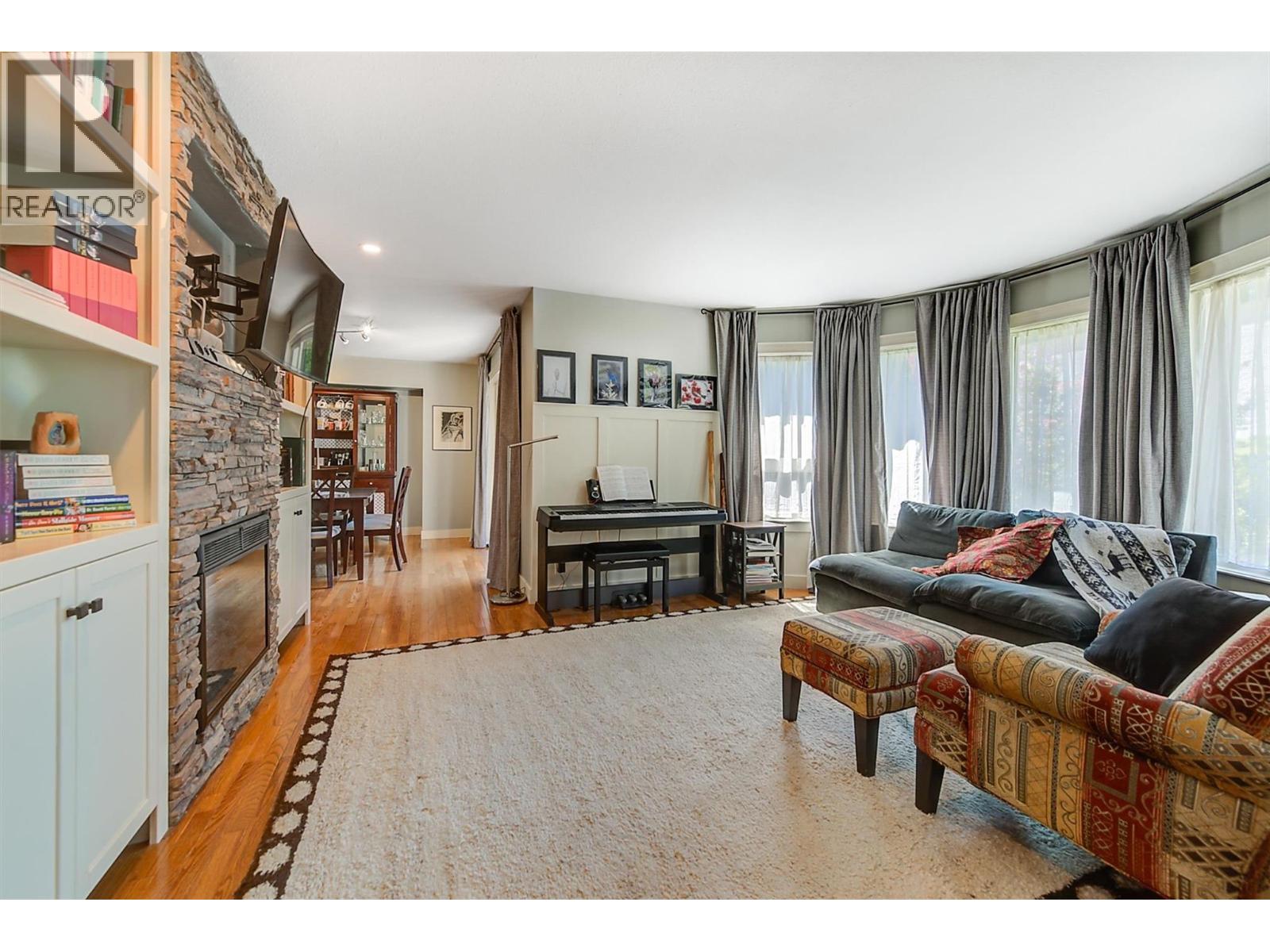 Picture for 2069 Horizon  Drive