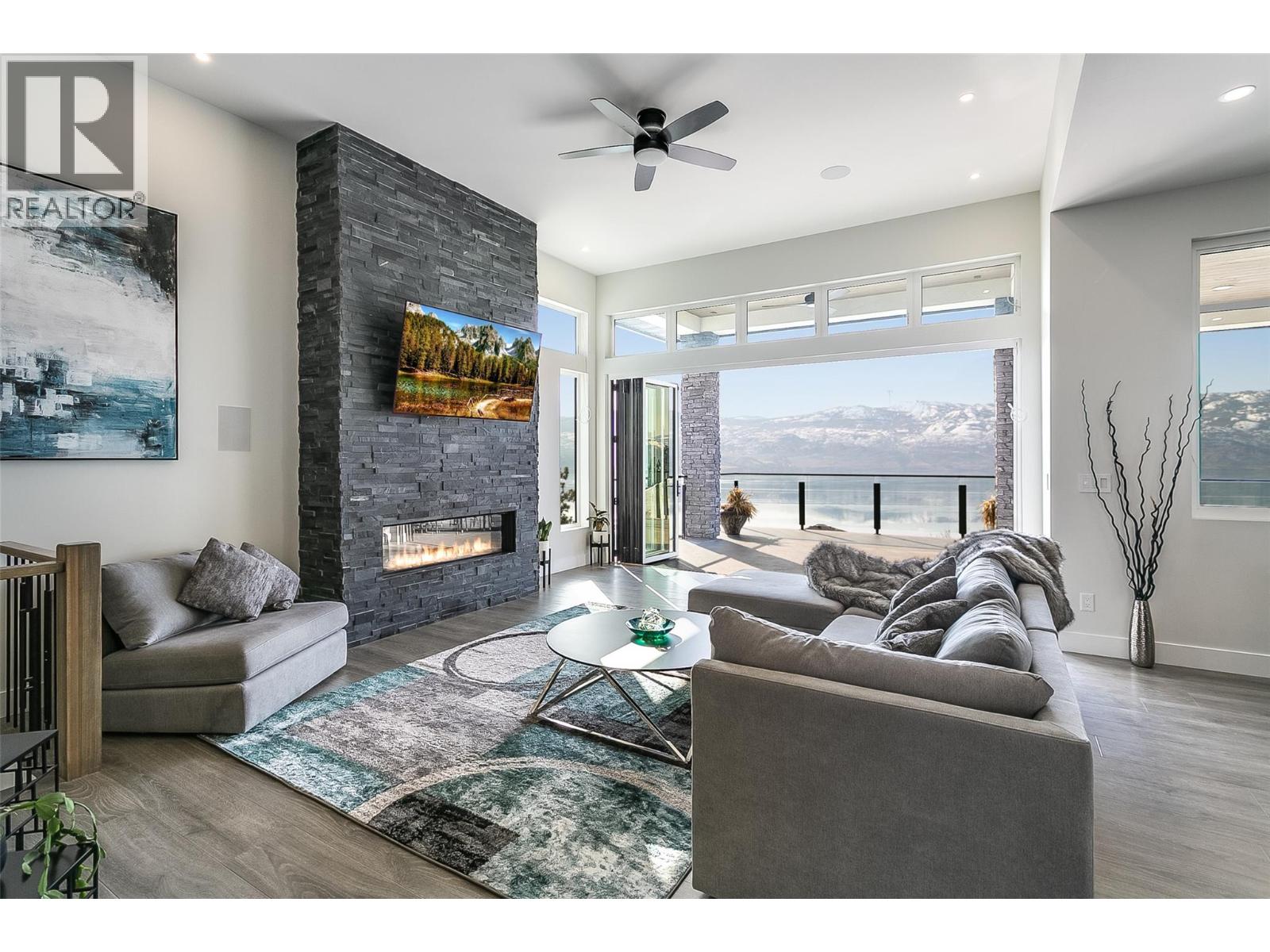 Picture for 1296 Menu  Road