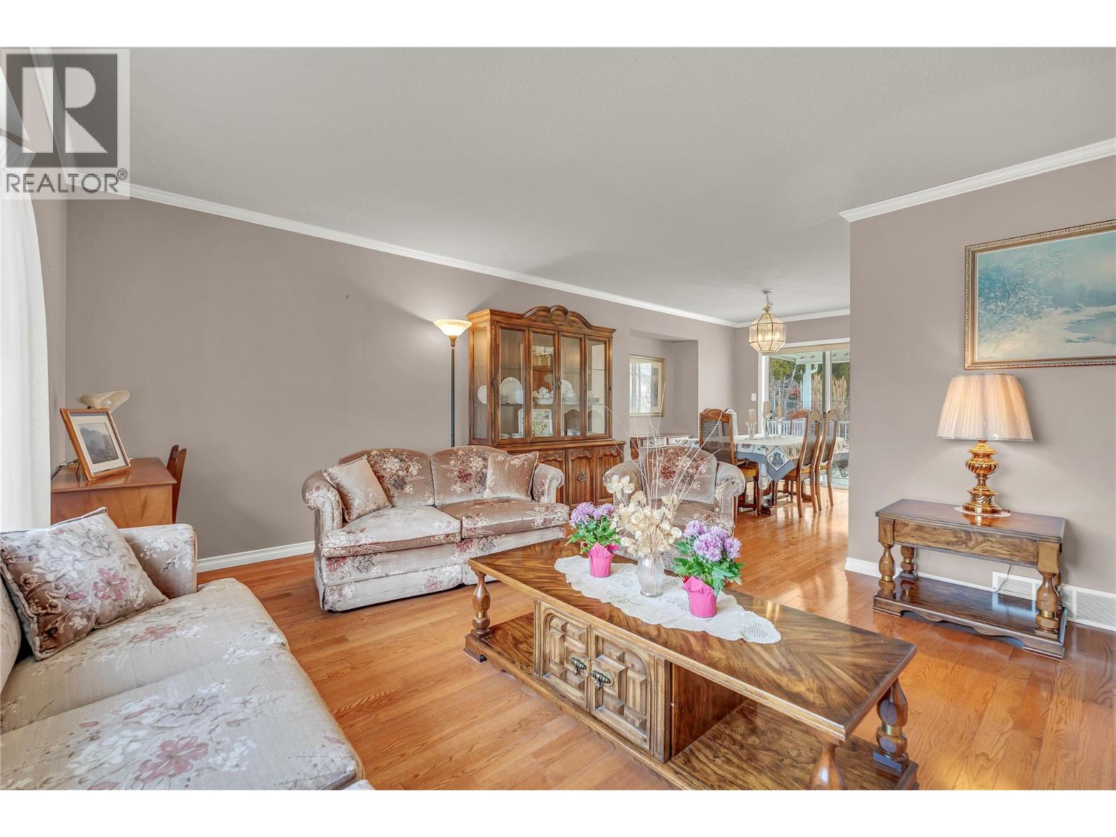 Picture for 136 Rogers  Crescent