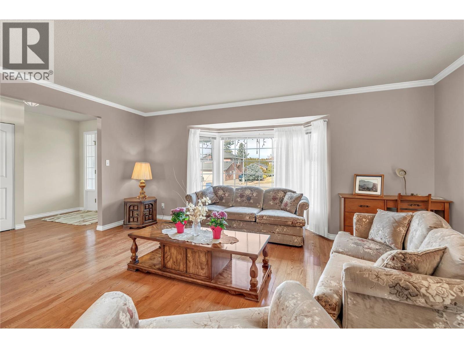 Picture for 136 Rogers  Crescent