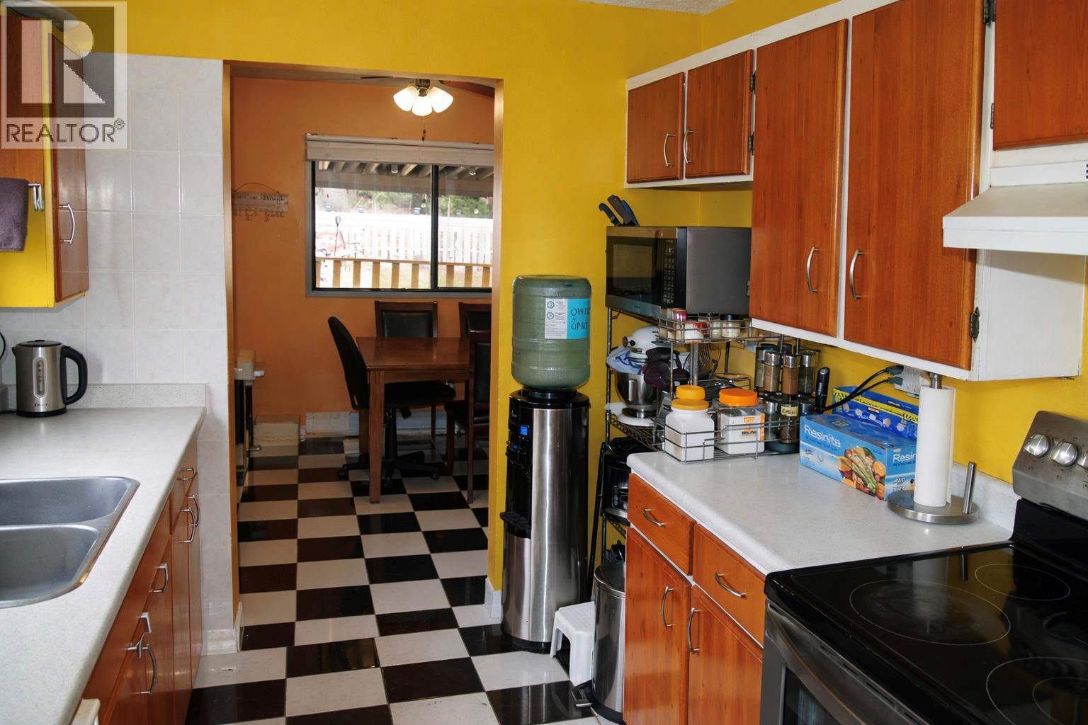 Picture for 1876 Large  Avenue