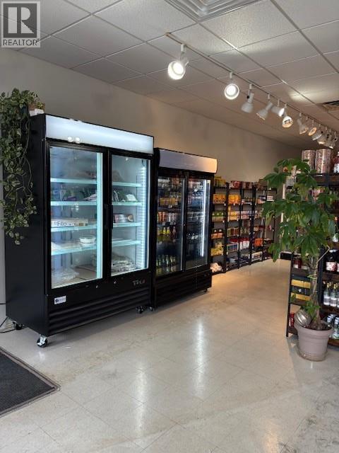 Picture for 559 Lawrence  Avenue