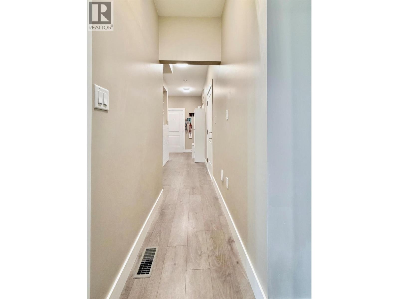 Picture for Unit #105, 240 FORESTBROOK  Drive