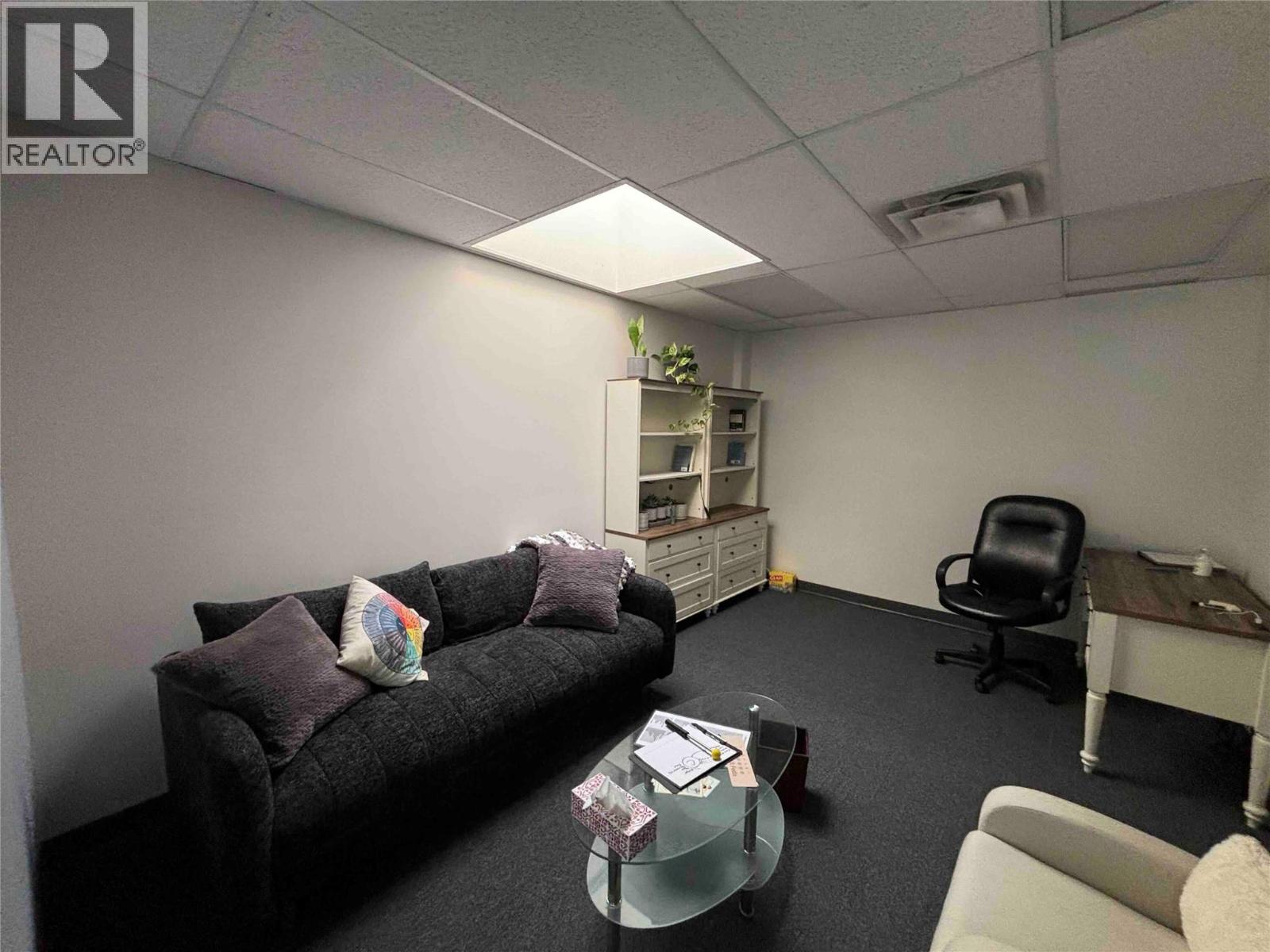 Picture for Unit #210, 1715 Dickson  Avenue