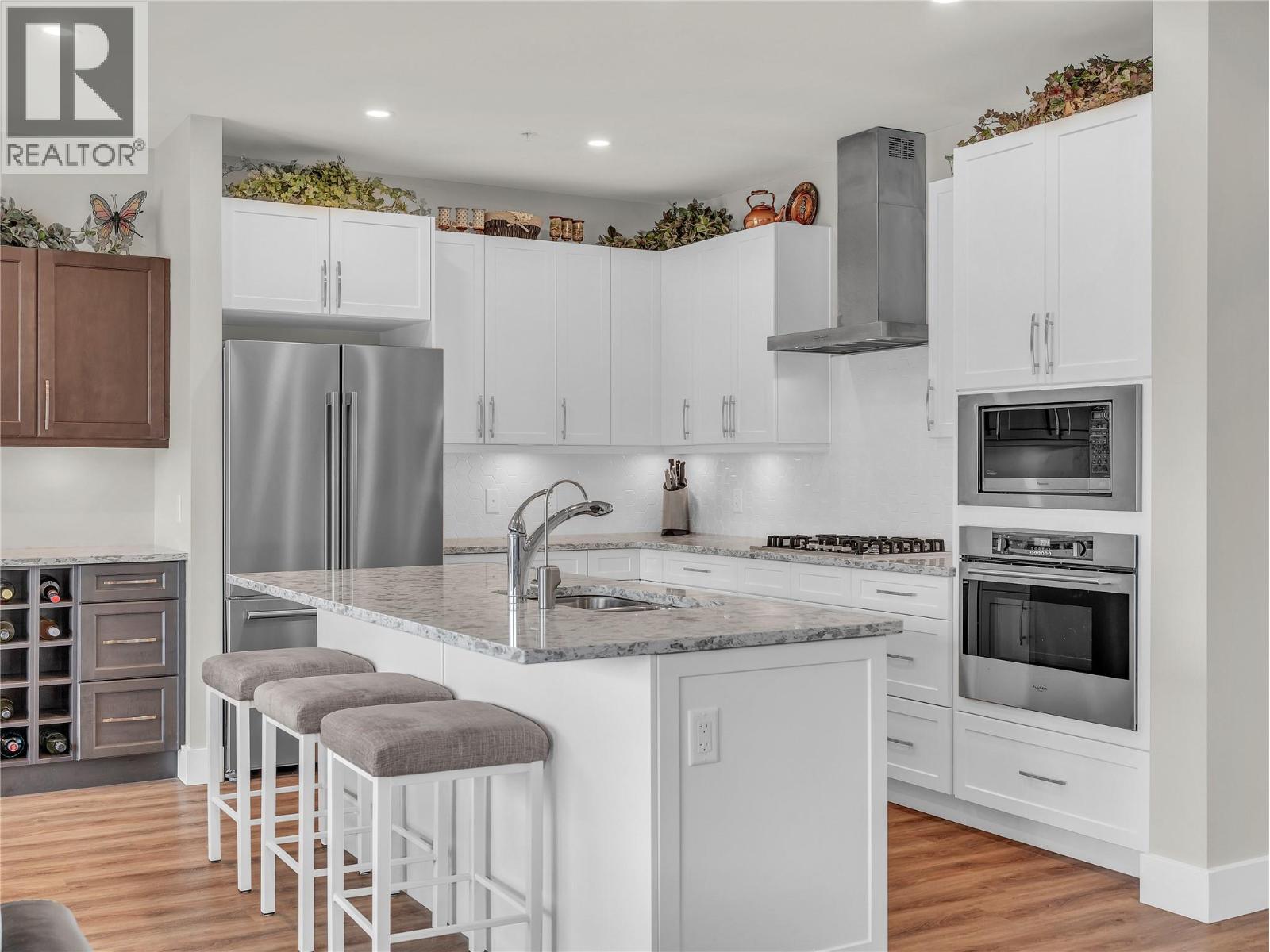 Picture for Unit #322, 300 VISTA  Park