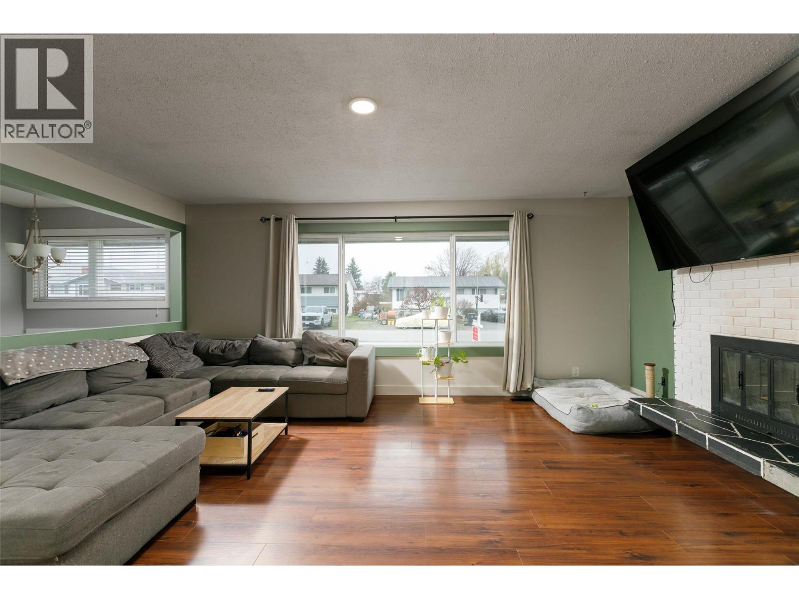 Picture for 340 Patterson  Road