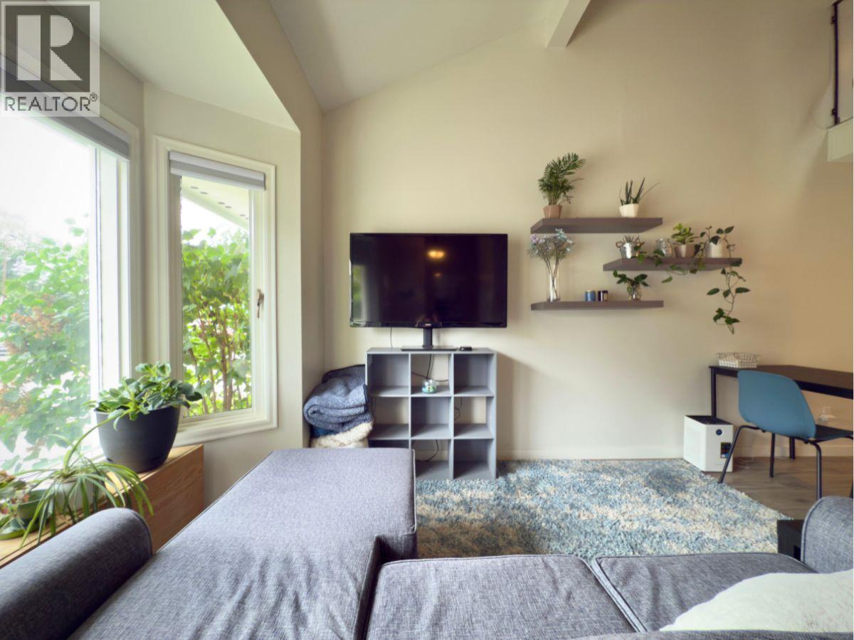 Picture for Unit #202, 3155 Gordon  Drive