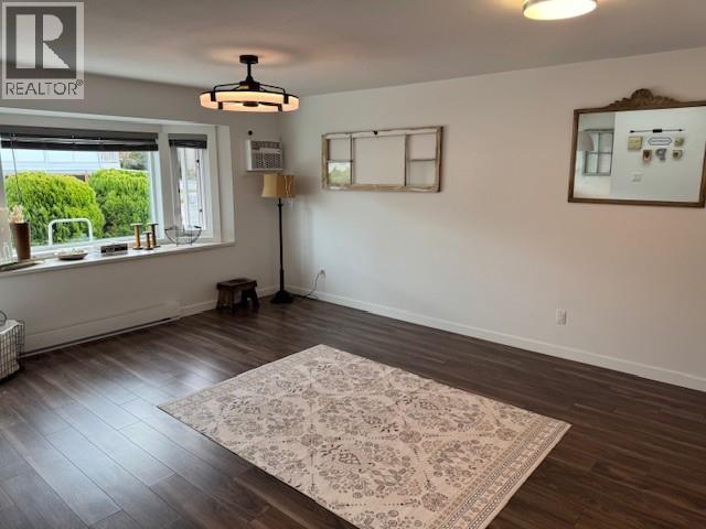 Picture for Unit #108, 3065 Wilson  Street
