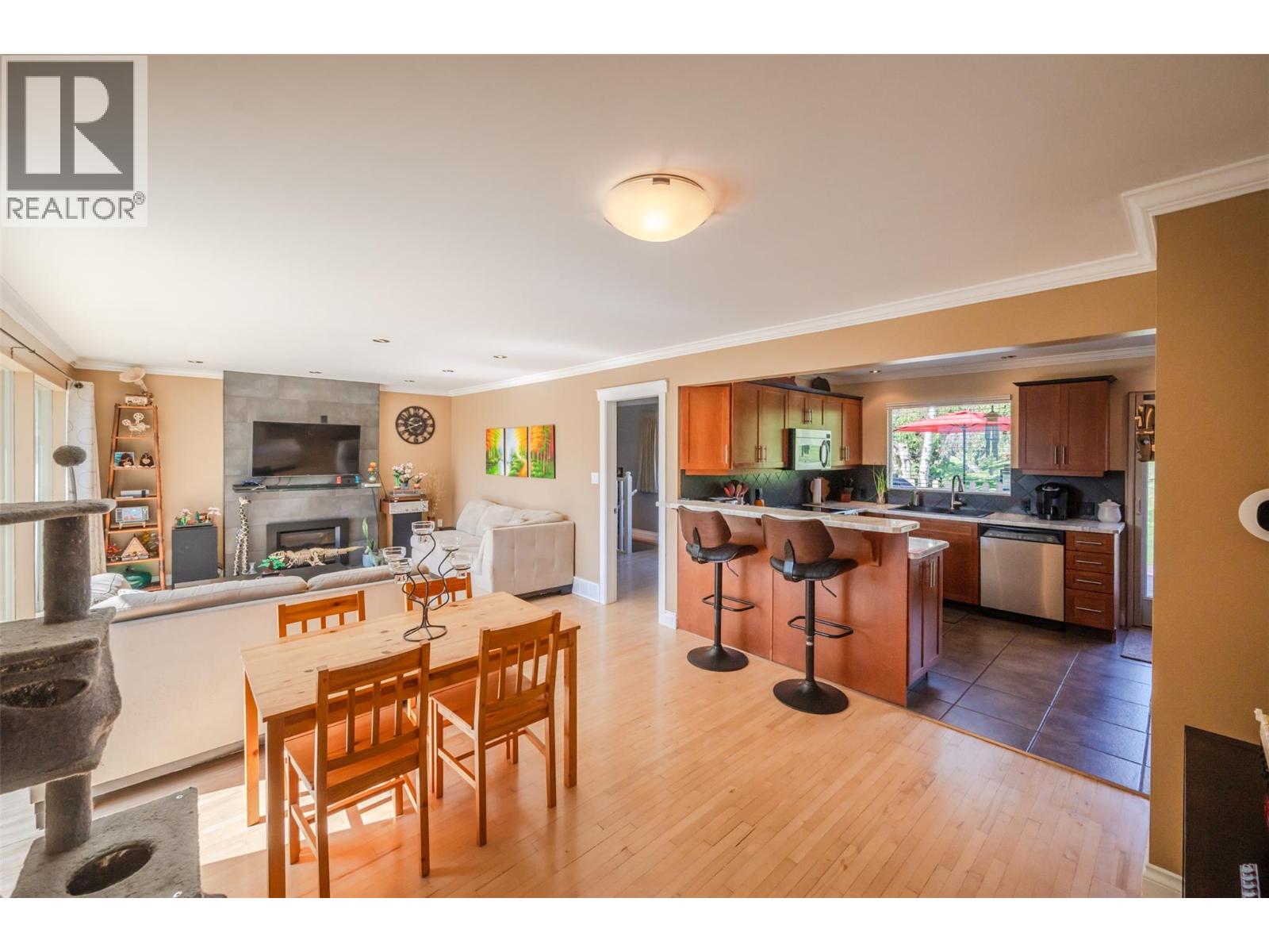 Picture for 808 Vedette  Drive