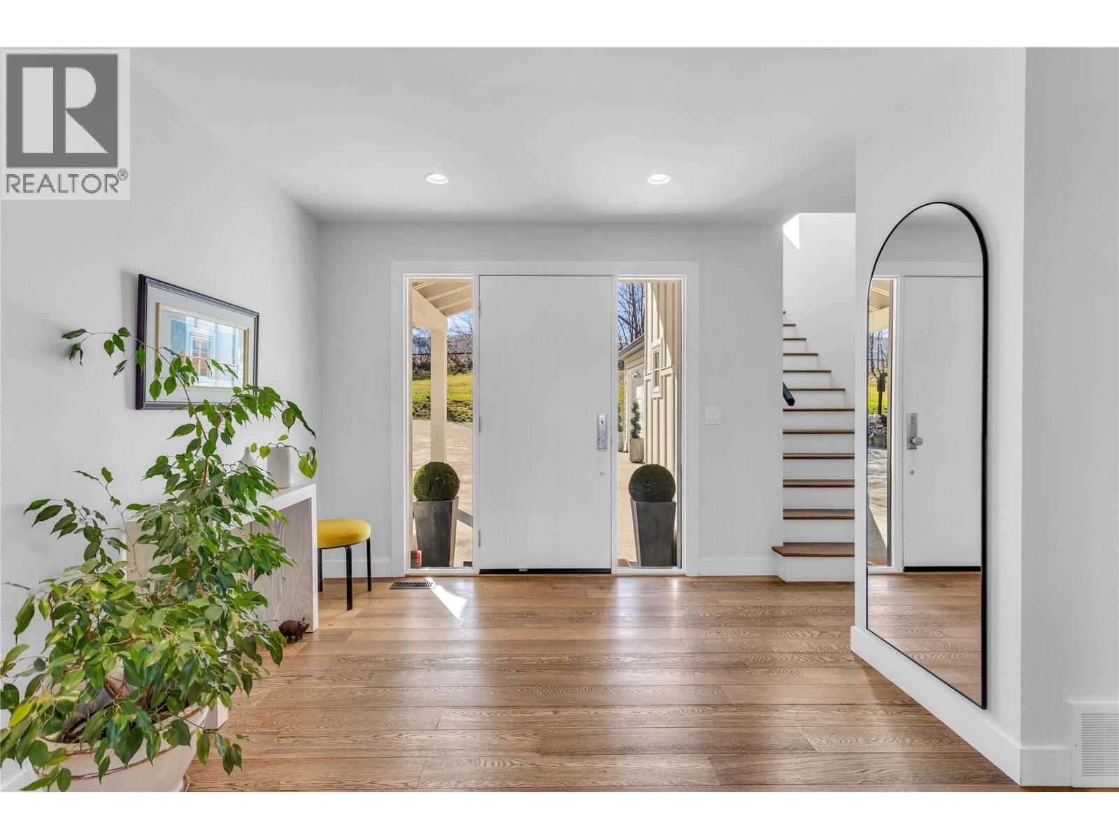 Picture for 2376 Saucier  Road