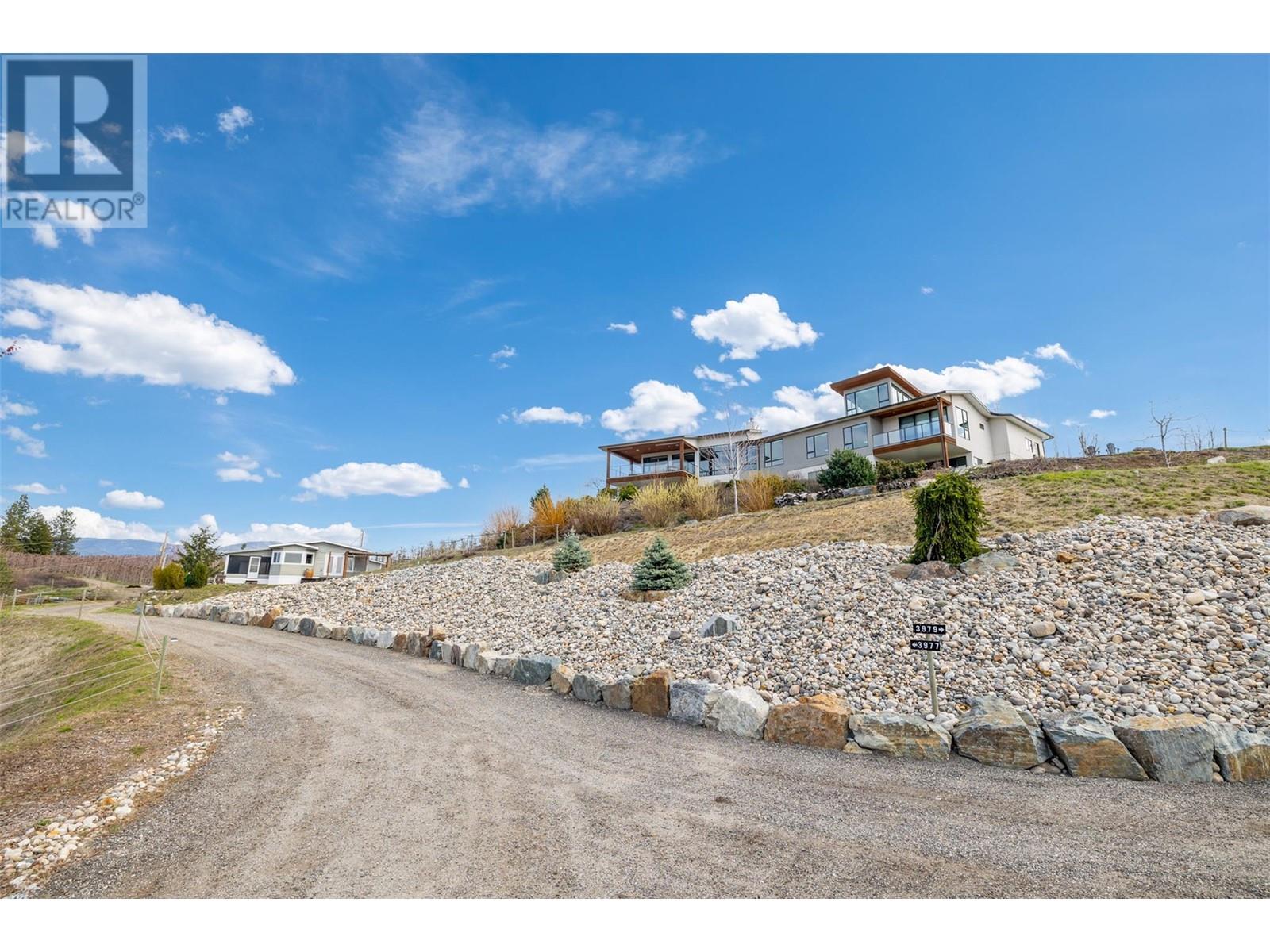 Picture for 3977/3979 Hart  Road