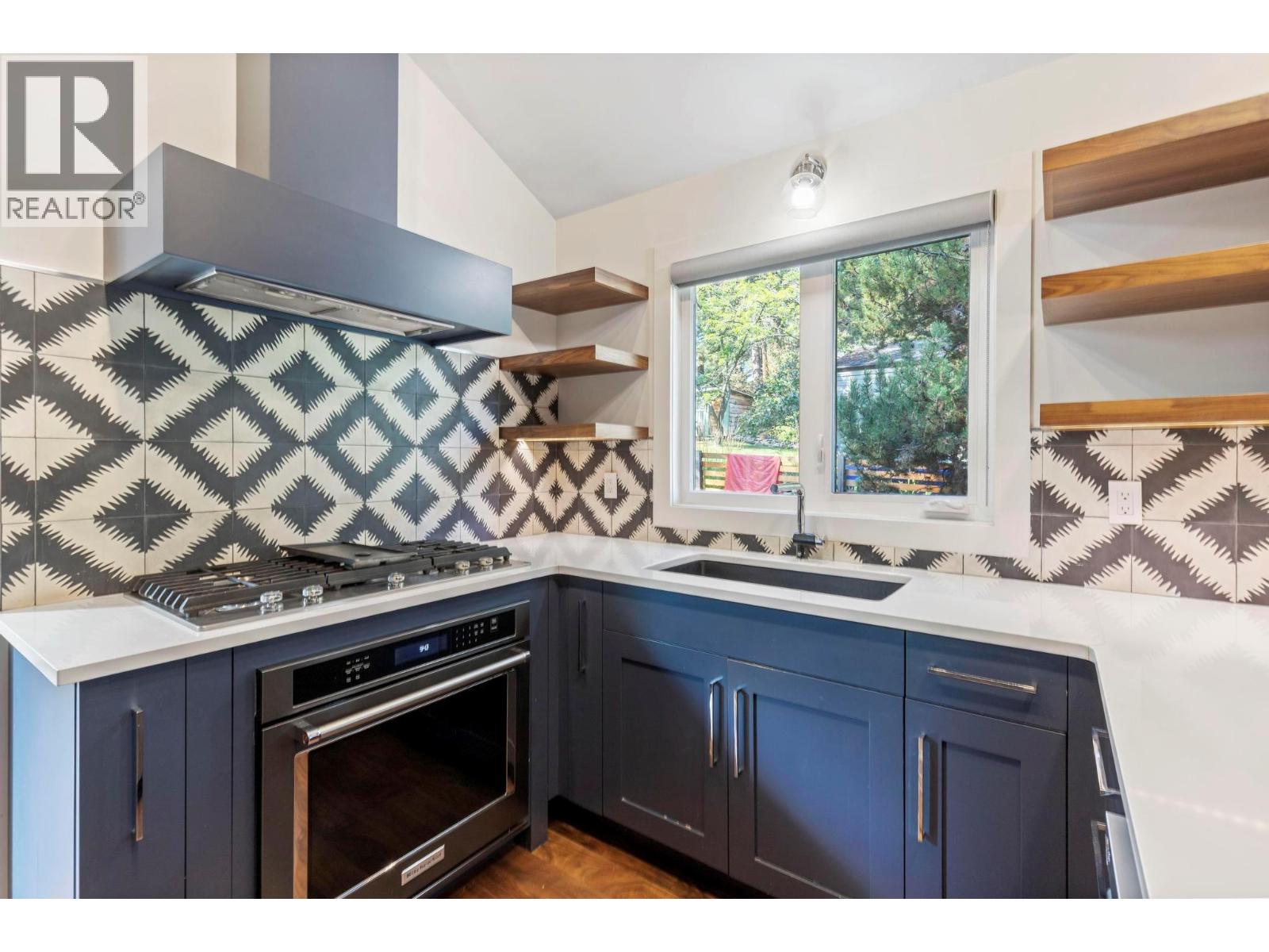 Picture for 612 Thorneloe  Road