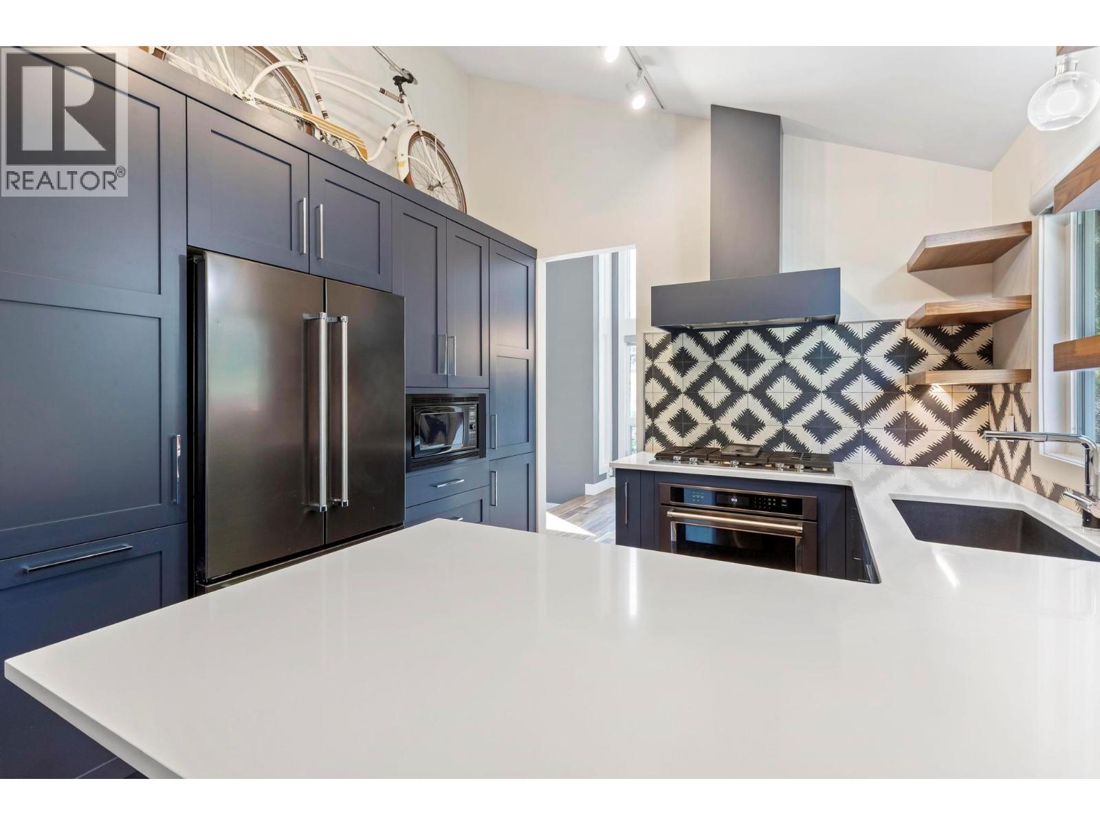 Picture for 612 Thorneloe  Road