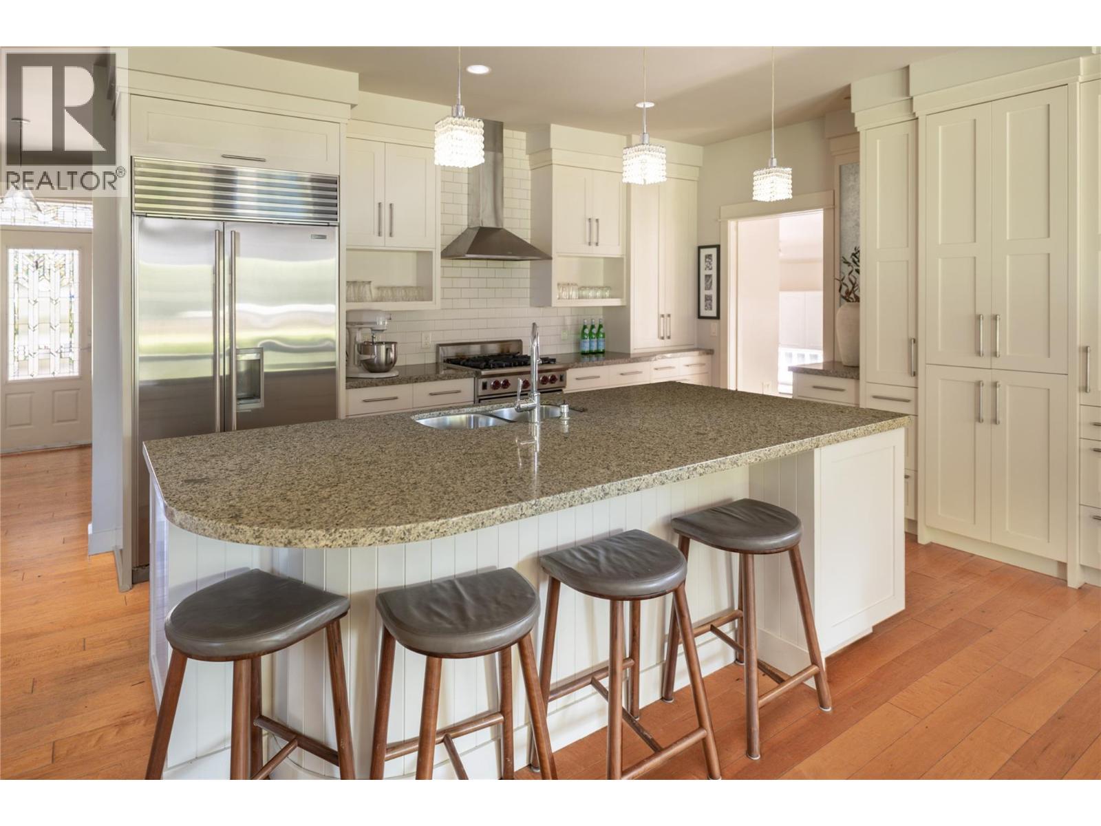 Picture for 529 KNOWLES  Road