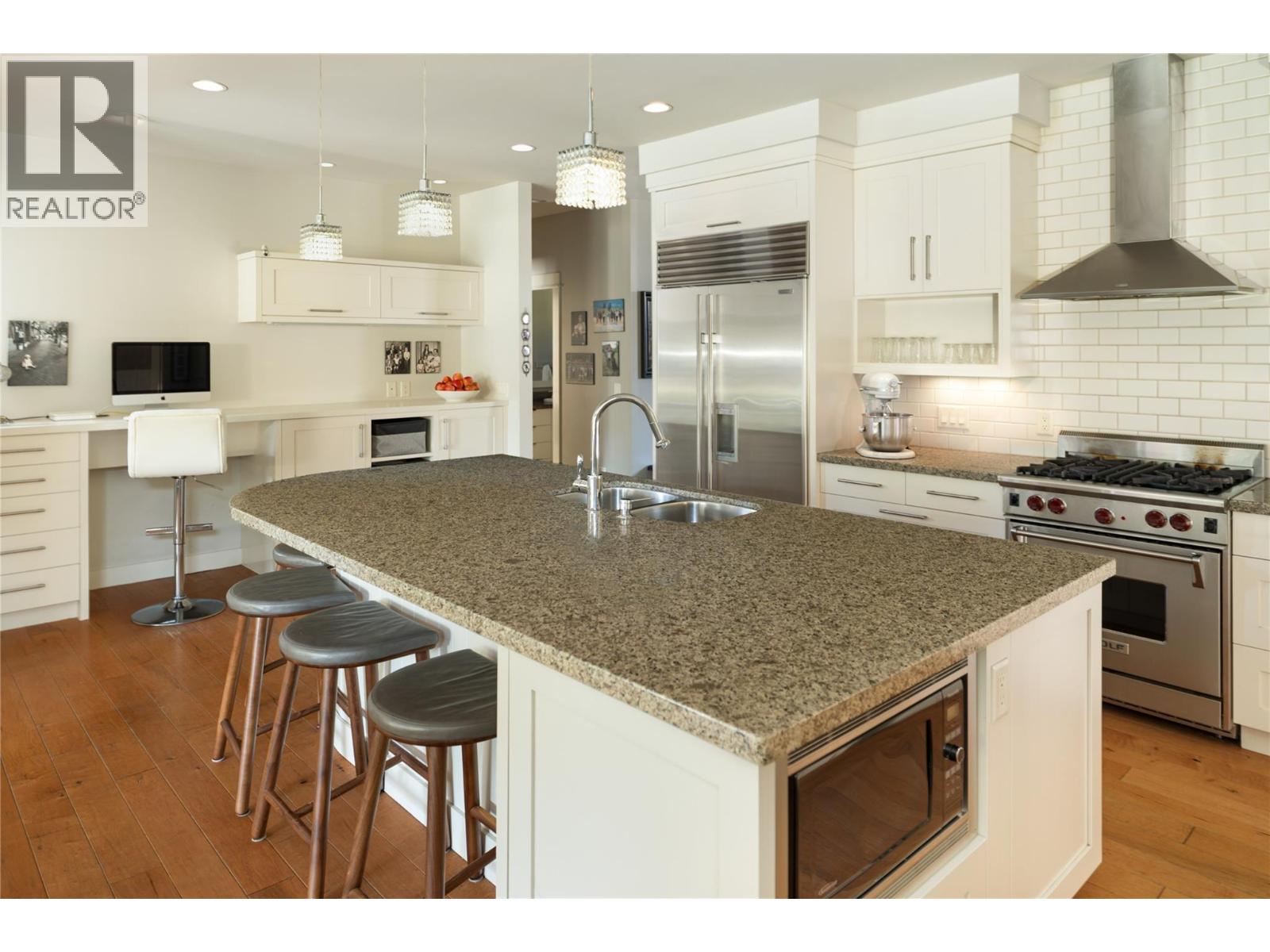 Picture for 529 KNOWLES  Road