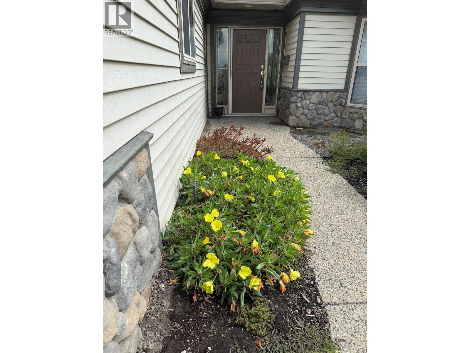 Picture for Unit #162, 550 Yates  Road https://www.cirrealty.ca/reb/bc/8/10362858_40.jpg