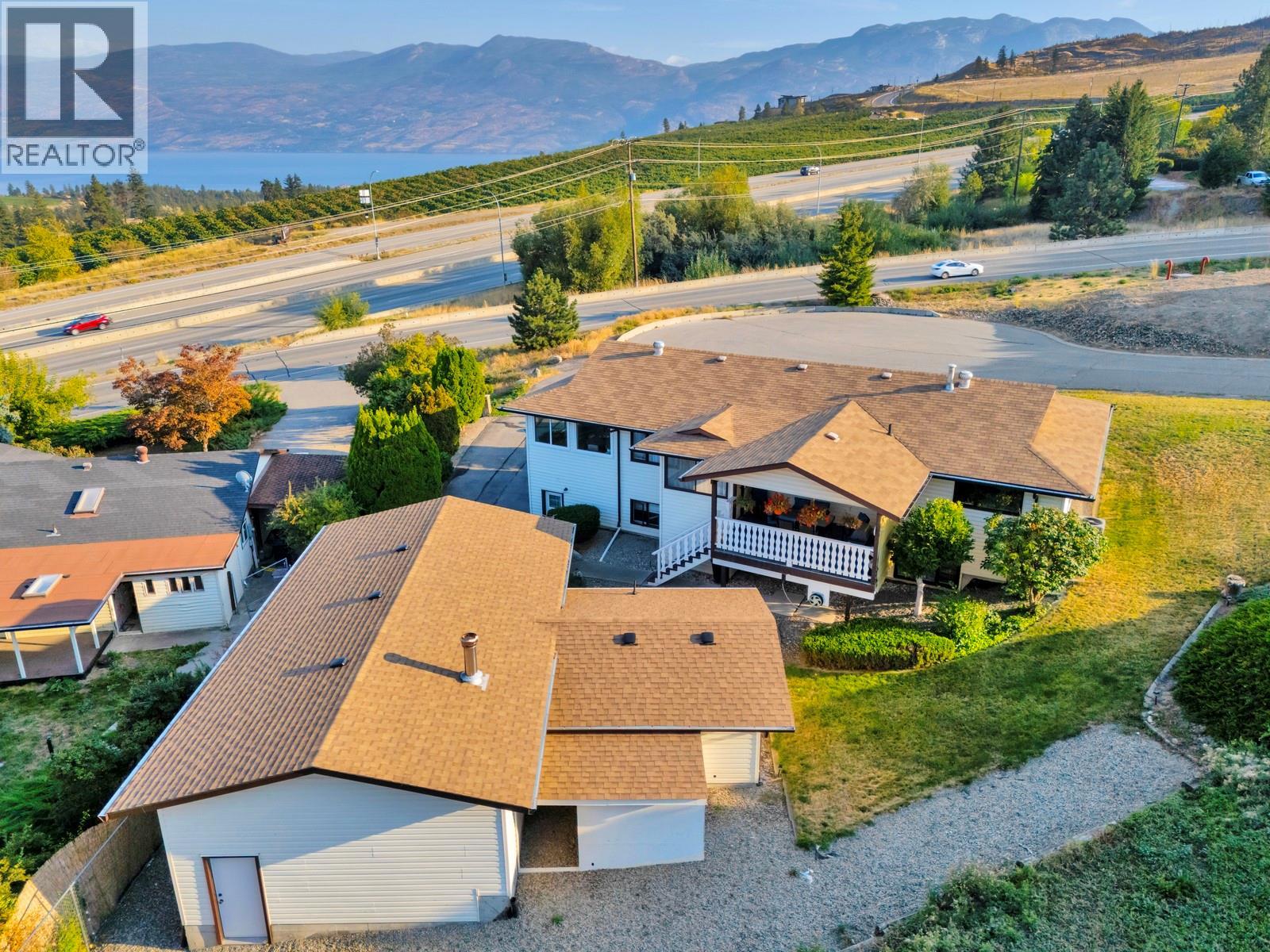 Picture for 3795 Salloum  Road https://www.cirrealty.ca/reb/bc/8/10363118_3.jpg