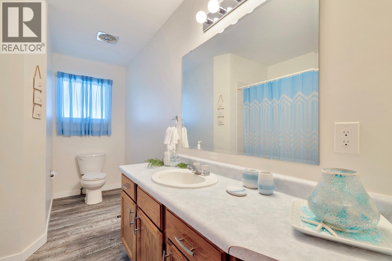 Picture for 3795 Salloum  Road https://www.cirrealty.ca/reb/bc/8/10363118_31.jpg