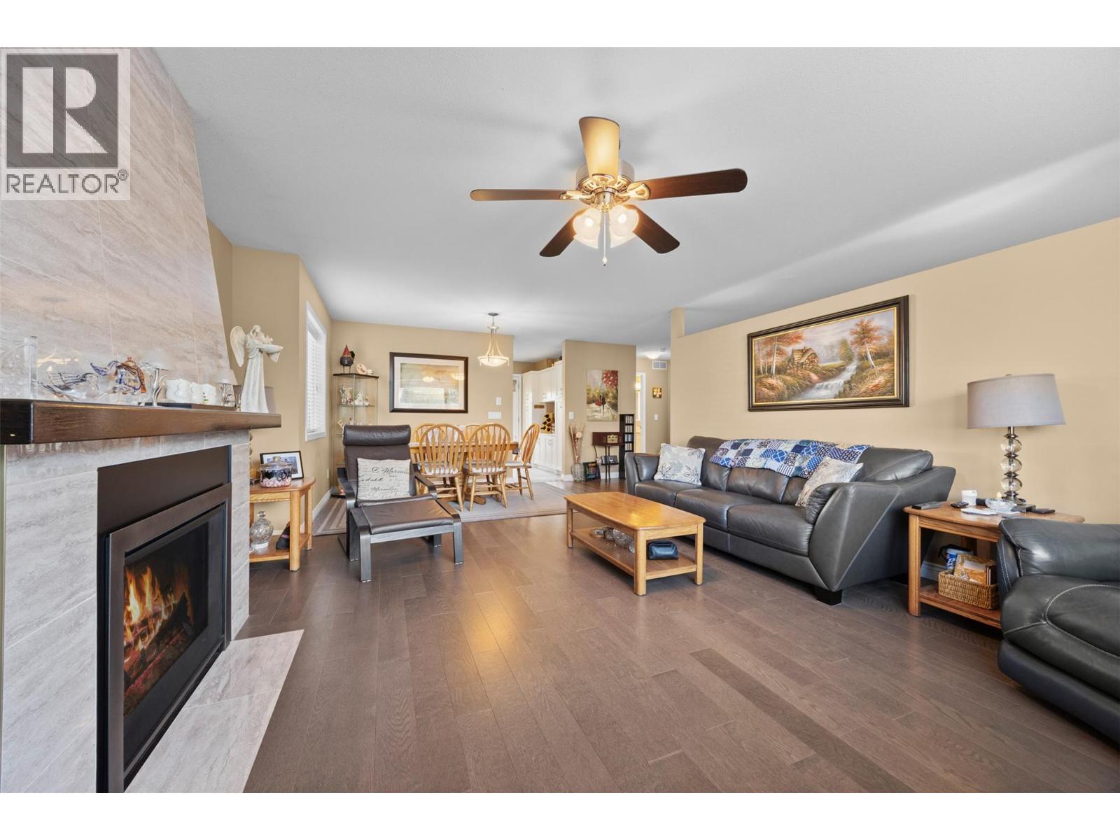 Picture for Unit #363, 550 Yates  Road https://www.cirrealty.ca/reb/bc/8/10363228_11.jpg