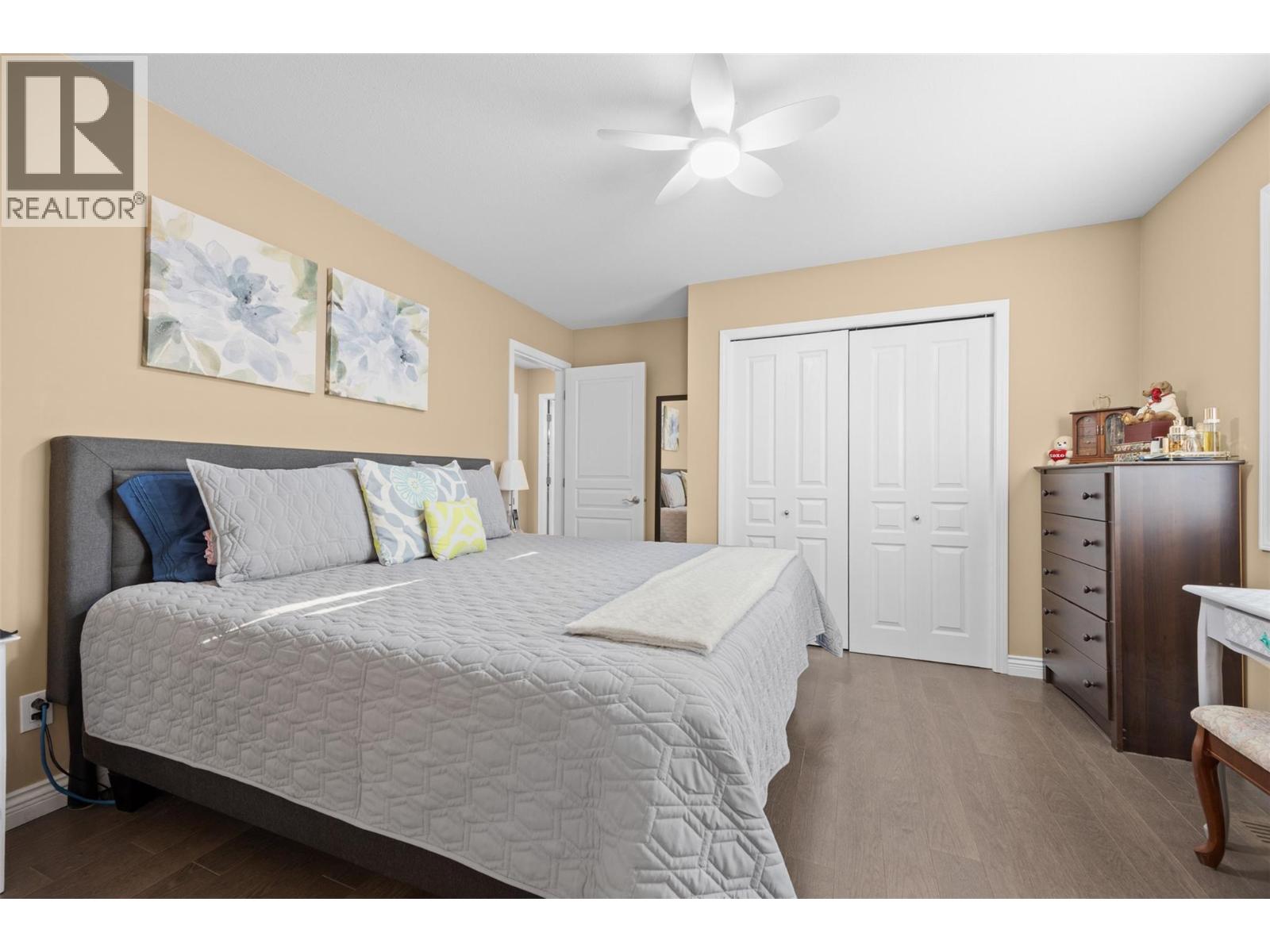 Picture for Unit #363, 550 Yates  Road https://www.cirrealty.ca/reb/bc/8/10363228_15.jpg