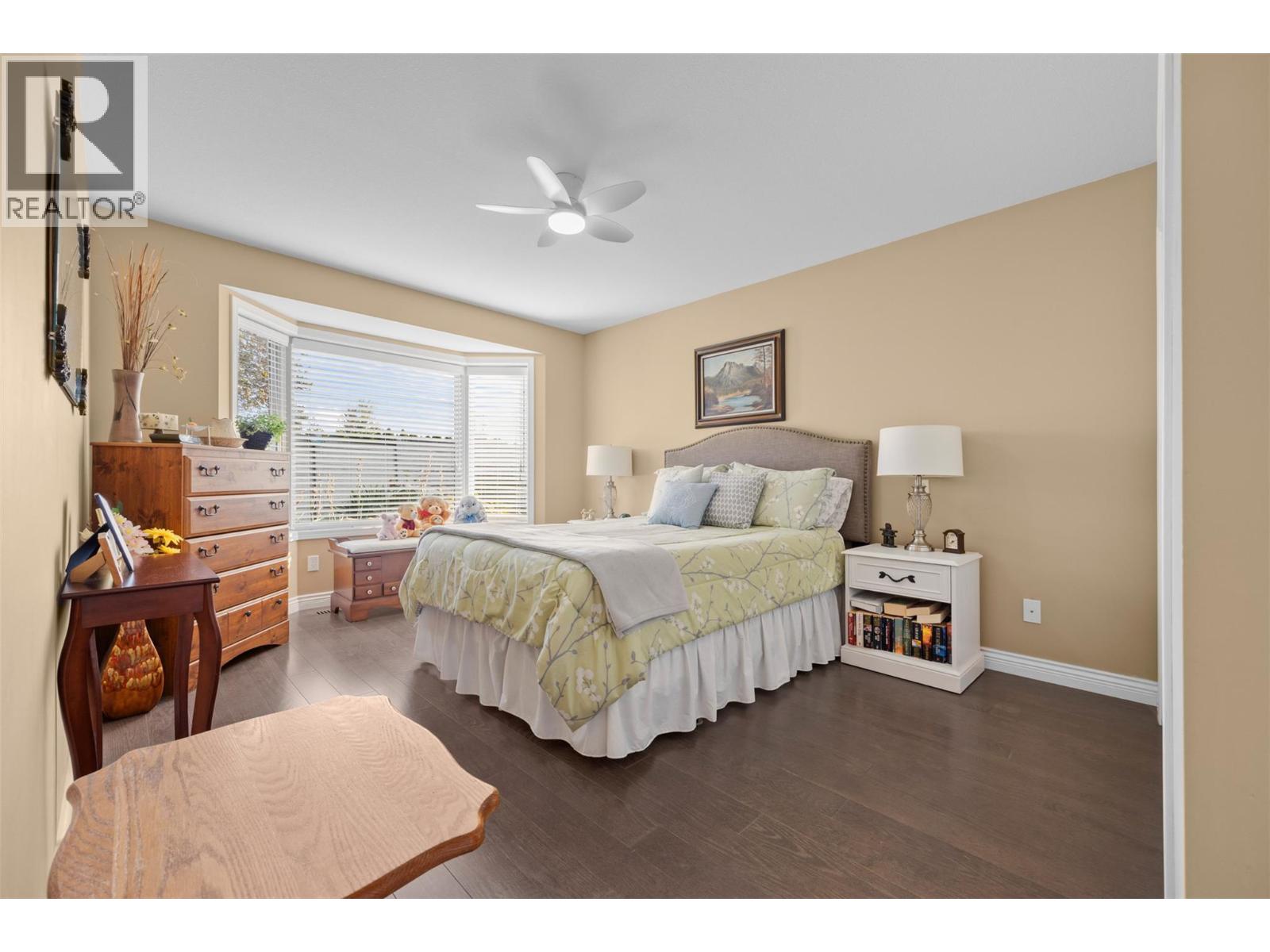 Picture for Unit #363, 550 Yates  Road https://www.cirrealty.ca/reb/bc/8/10363228_19.jpg