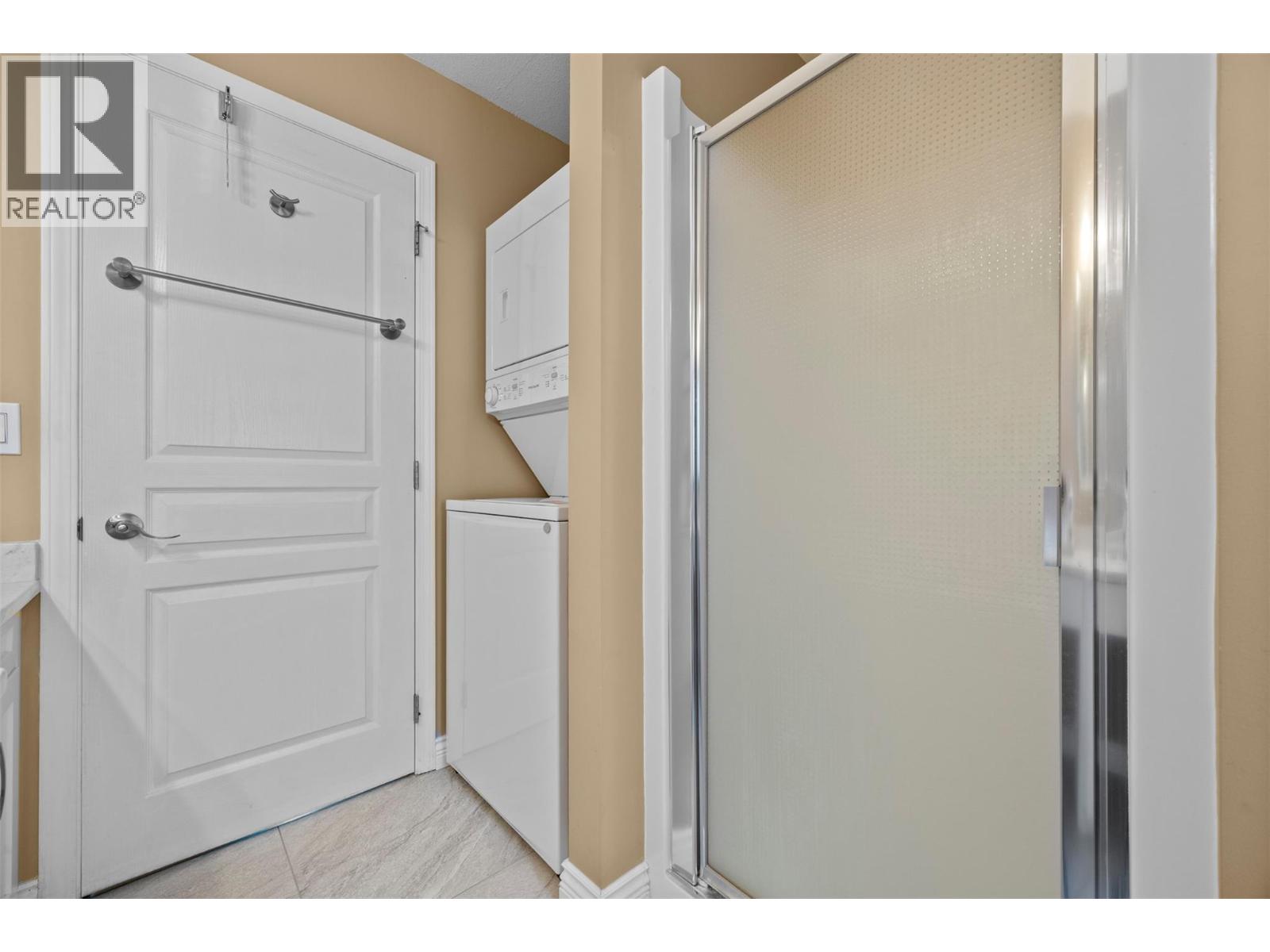 Picture for Unit #363, 550 Yates  Road https://www.cirrealty.ca/reb/bc/8/10363228_23.jpg