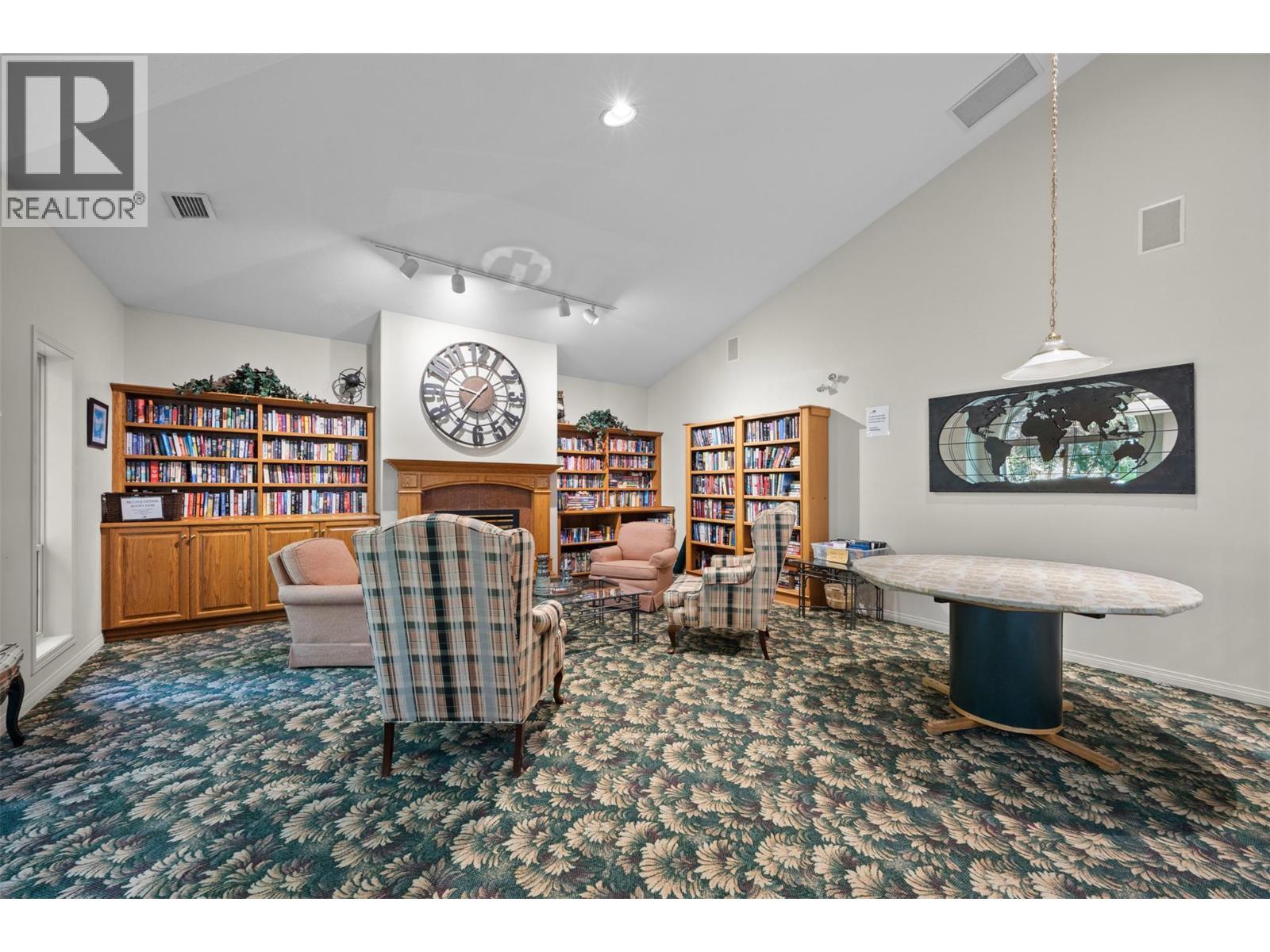 Picture for Unit #363, 550 Yates  Road https://www.cirrealty.ca/reb/bc/8/10363228_36.jpg